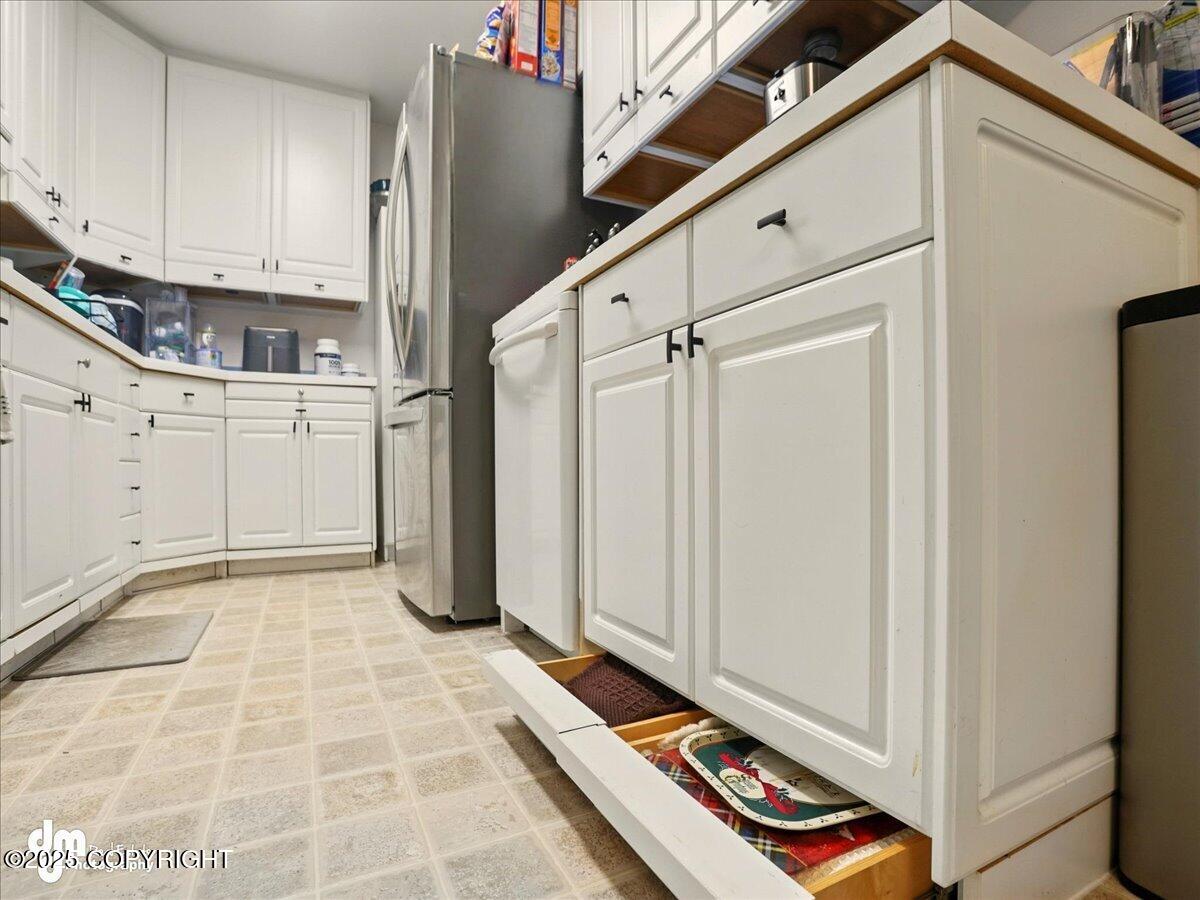 2949 Sunflower Street, Anchorage, Alaska image 30