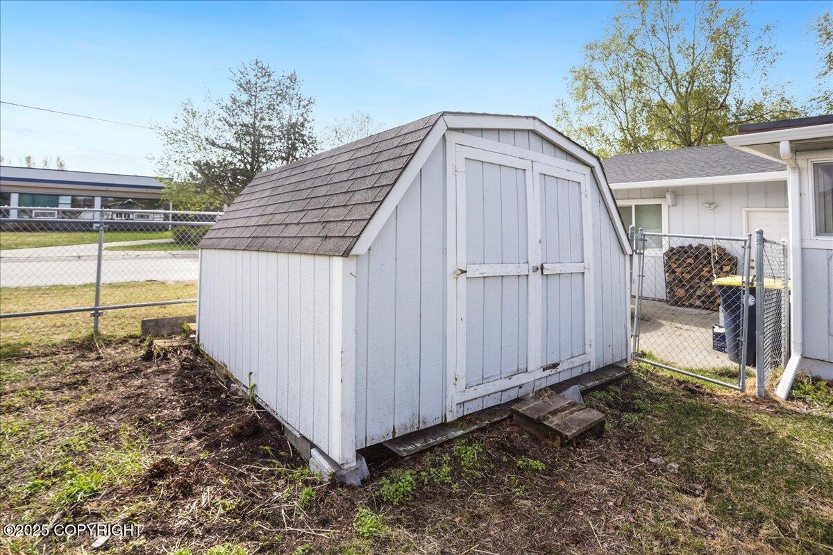 2949 Sunflower Street, Anchorage, Alaska image 44
