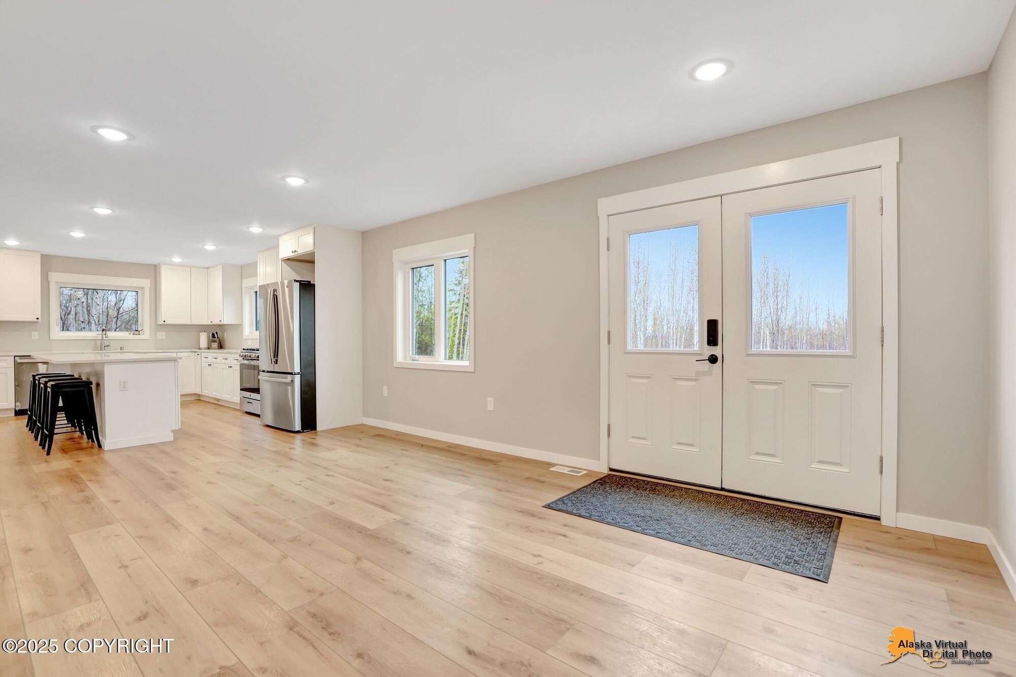16153 W Lakes Boulevard, Big Lake, Alaska image 3