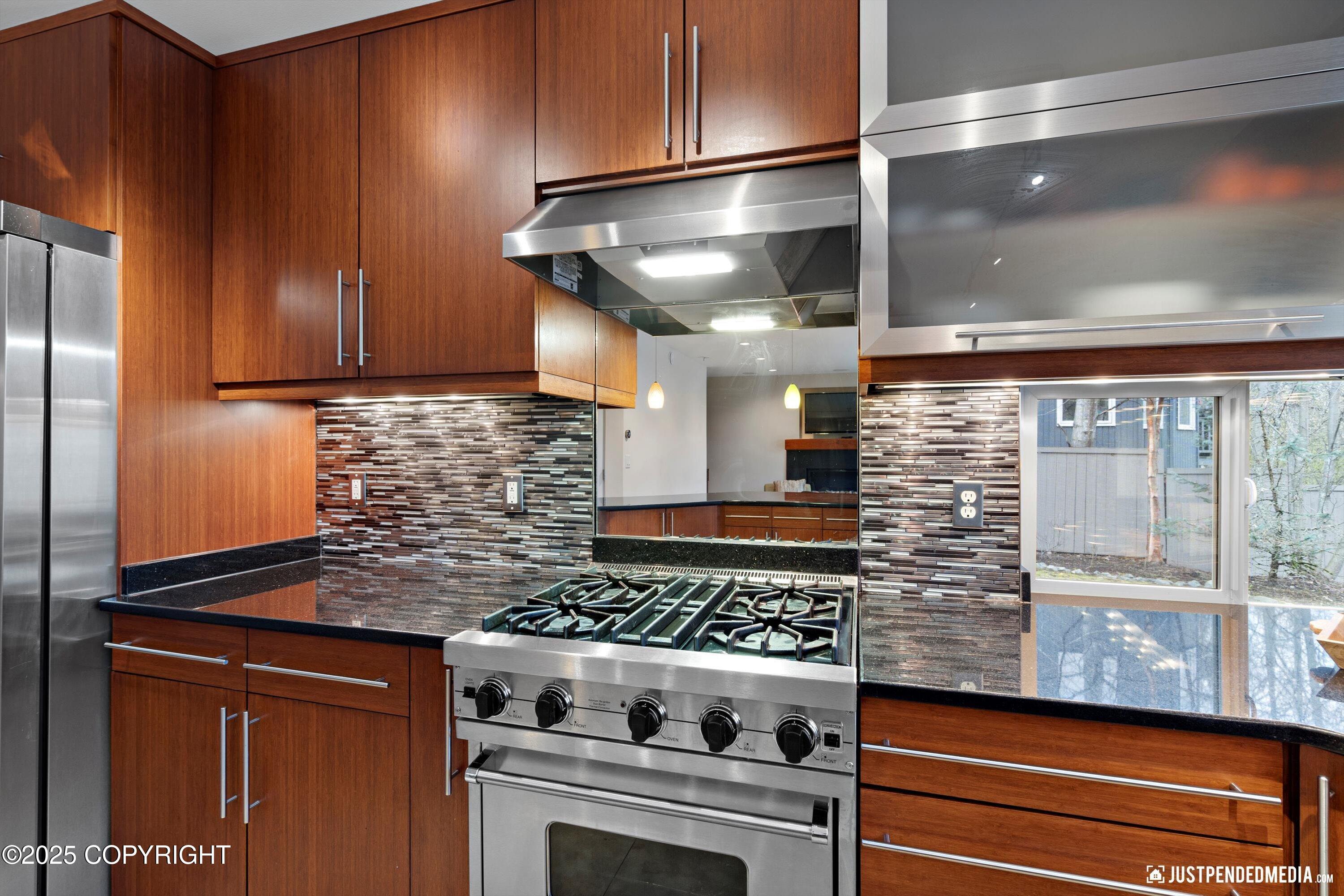 2512 Forest Park Drive, Anchorage, Alaska image 16