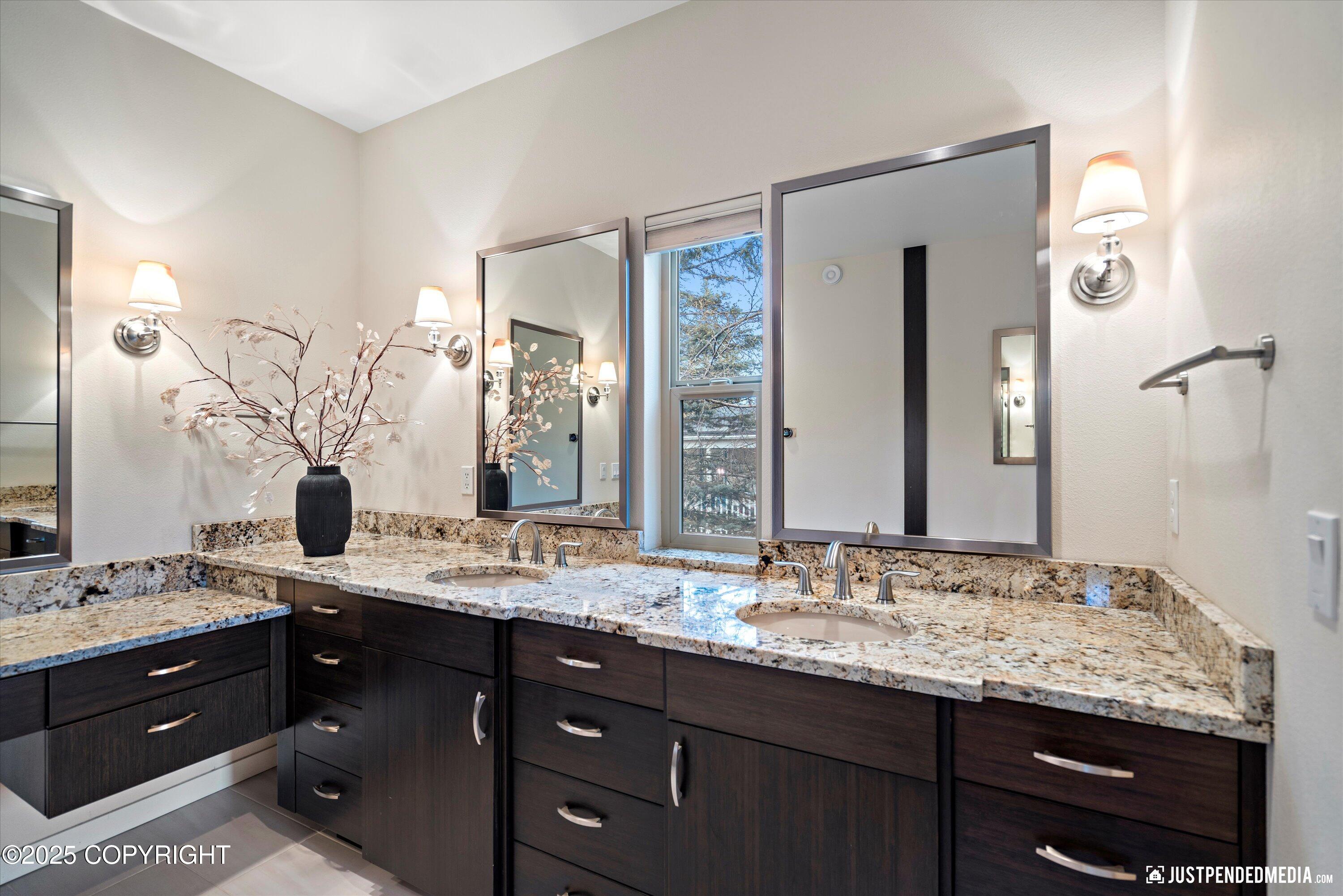 2512 Forest Park Drive, Anchorage, Alaska image 42
