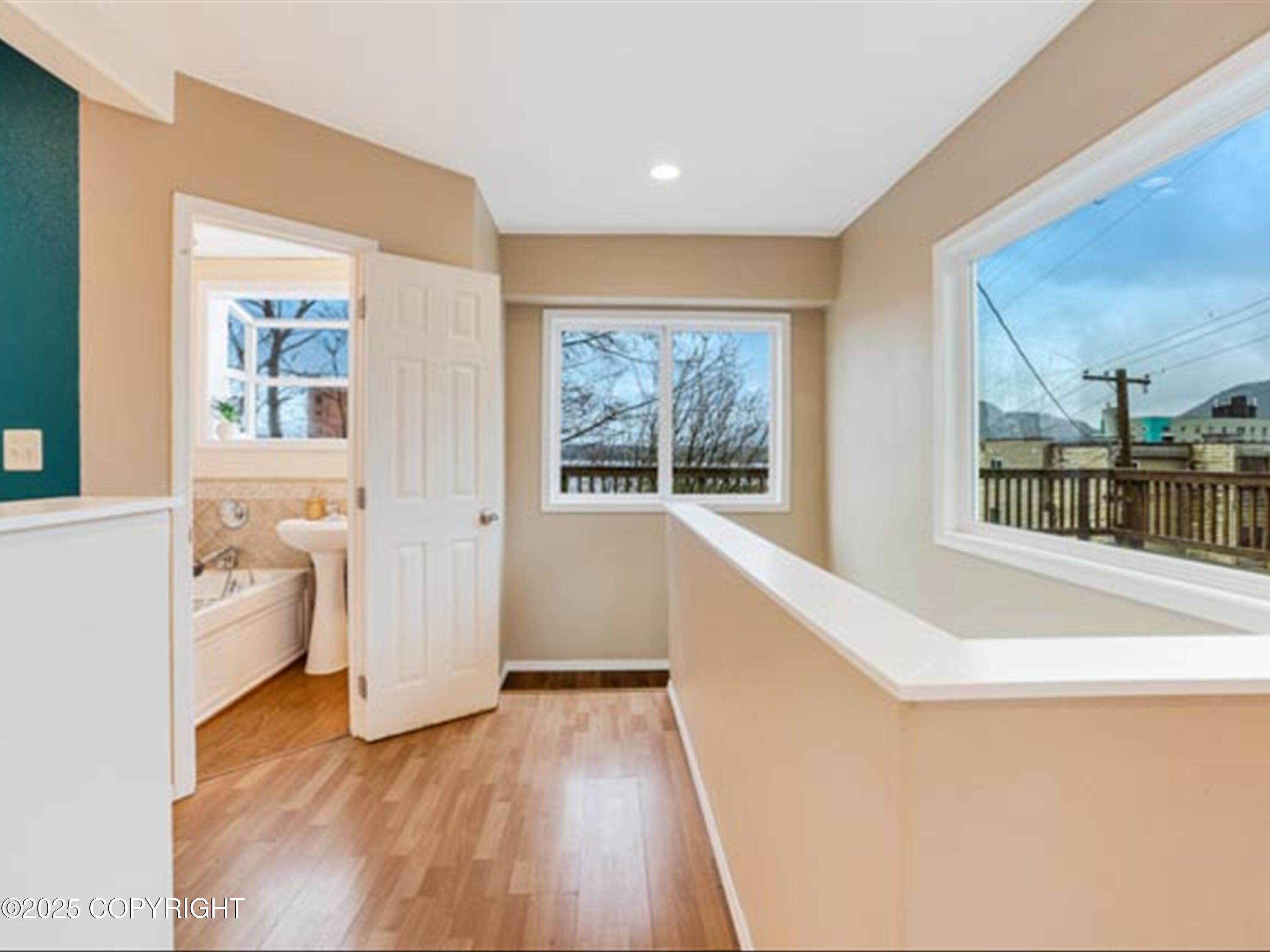 228 E Washington Street, Ketchikan, Idaho image 21