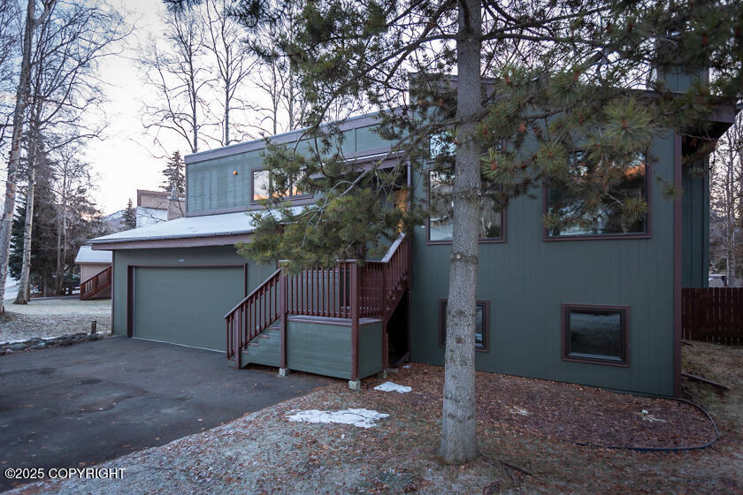 19404 Middleton Loop, Eagle River, Alaska image 3