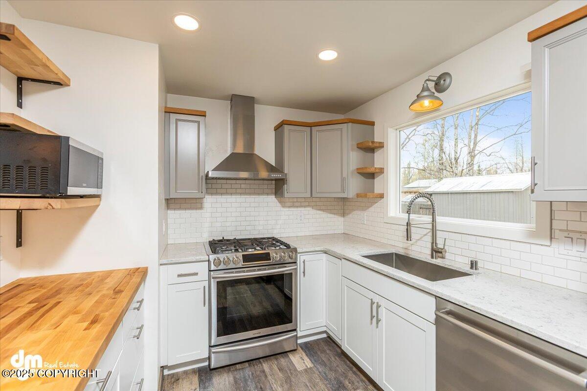 10308 Caribou Street, Eagle River, Alaska image 7