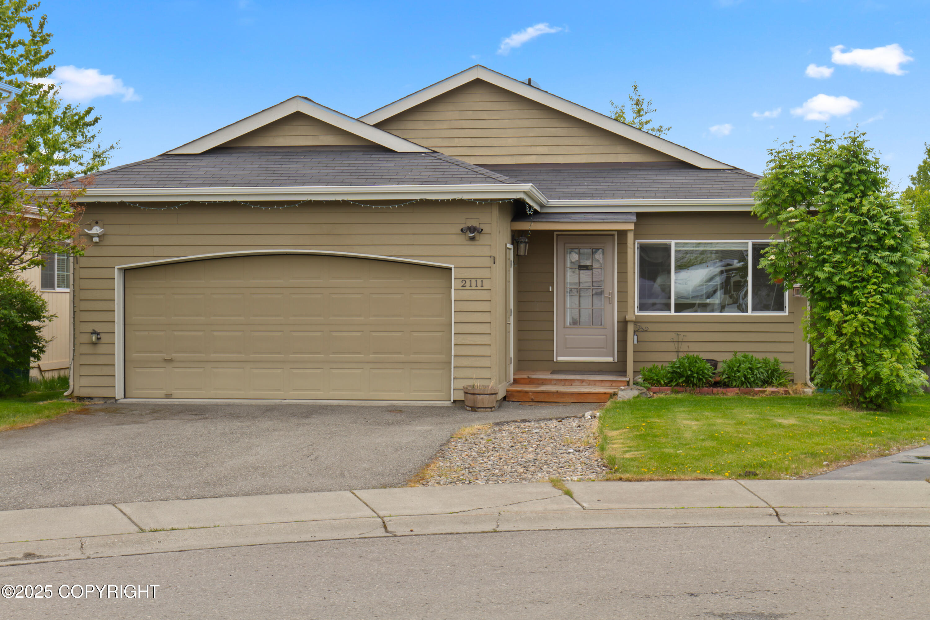 2111 Cannoneer Circle, Anchorage, Alaska image 2