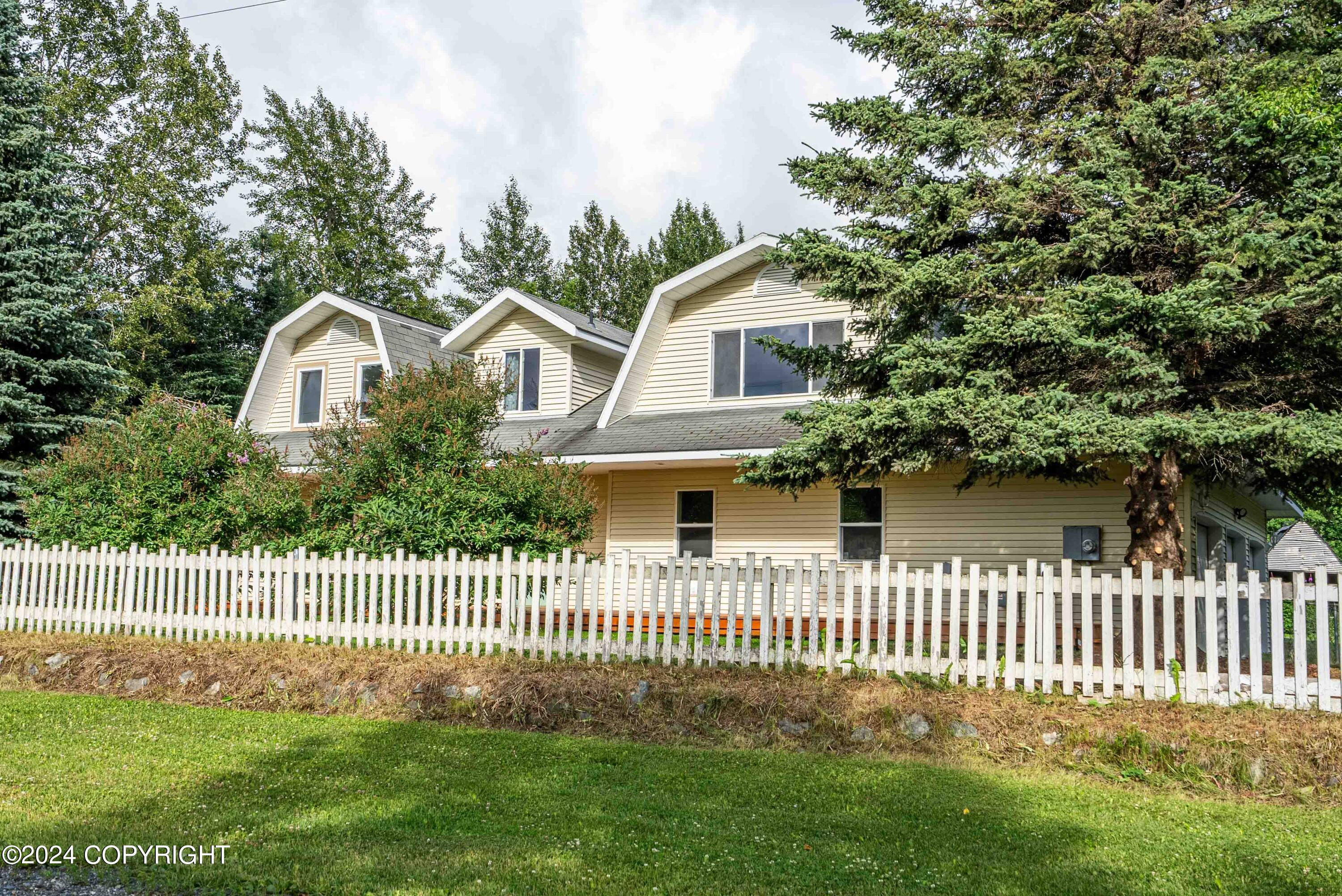 805 N Eckert Street, Palmer, Alaska image 2