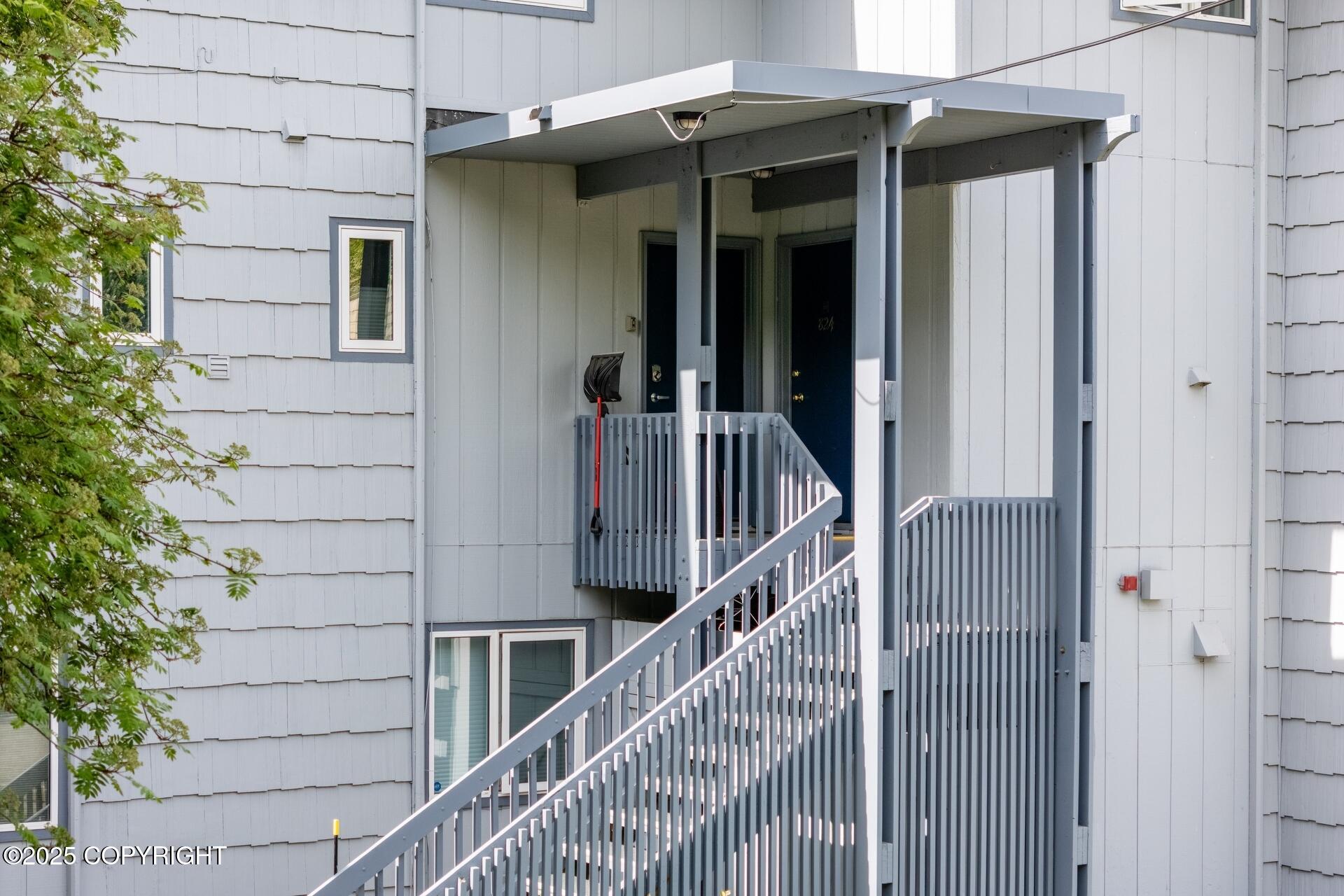 824 O Place, Anchorage, Alaska image 6