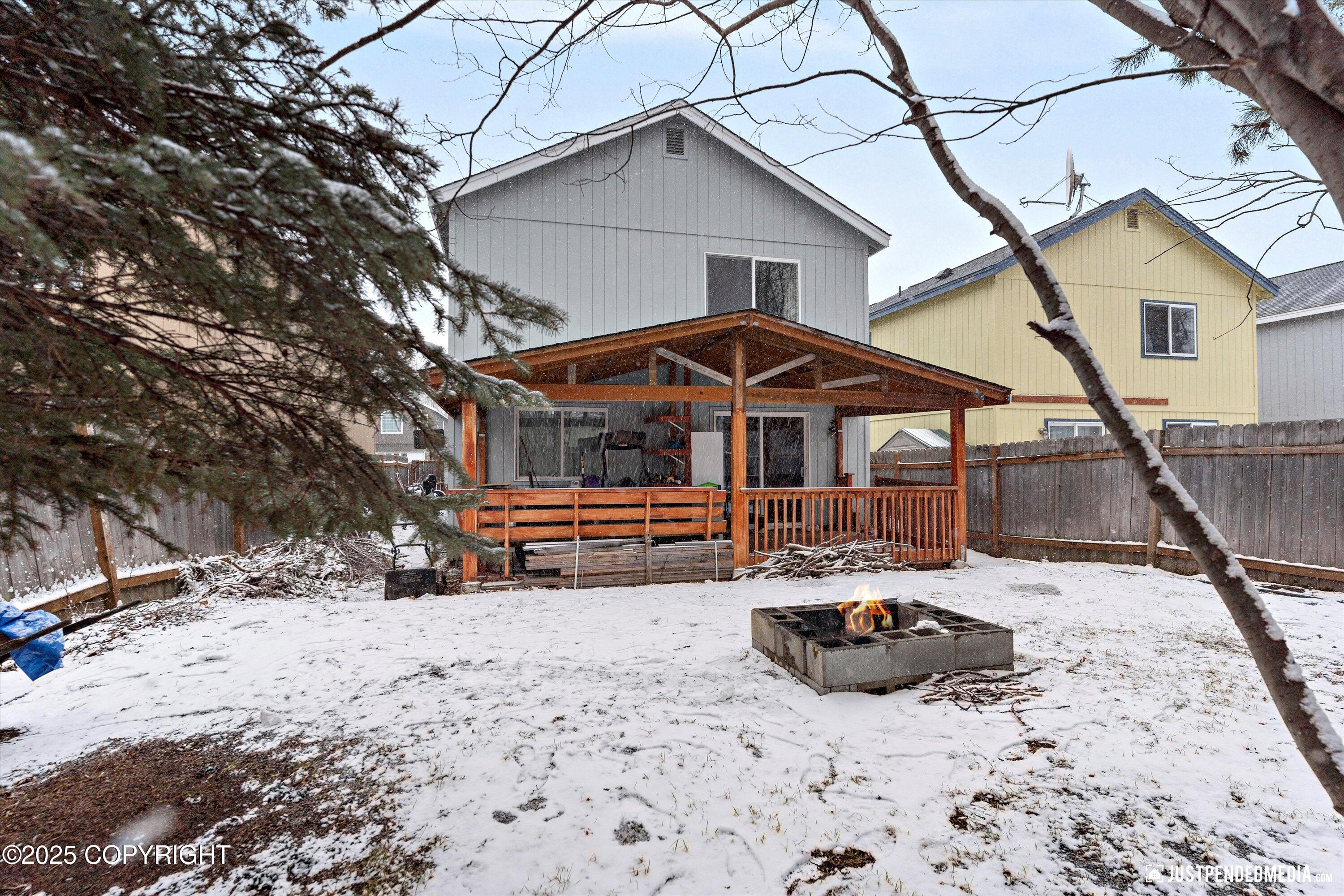 4141 N West Lake Avenue, Anchorage, Alaska image 26