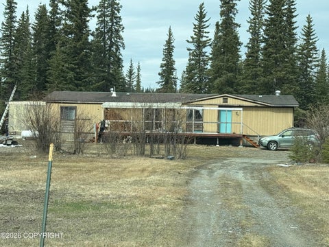Mobile Home For Sale - 102 Old Richardson Highway<br/> Copper Center, AK 99573