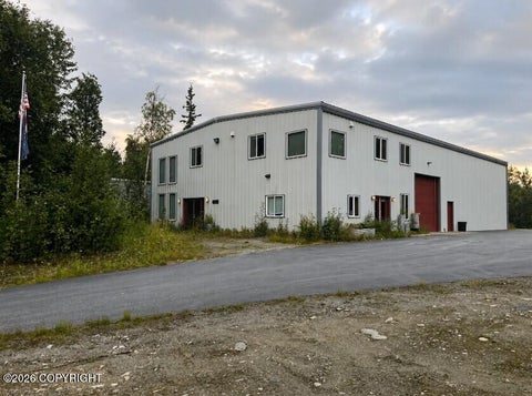 Photo of 4994 N Skyvan Circle, Wasilla, AK 99654 (MLS # 26-12917)
