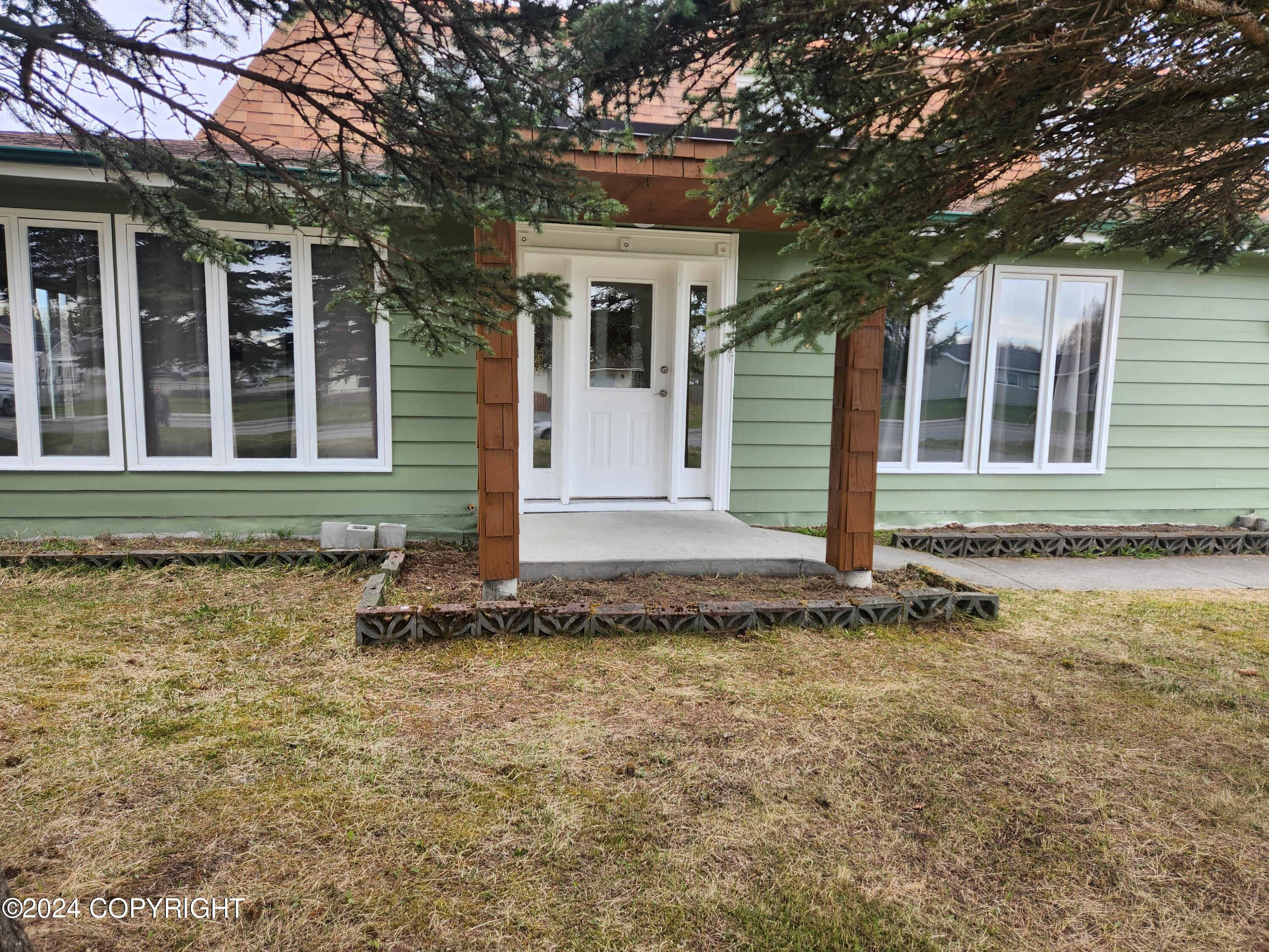 105 N Kobuk Street, Soldotna, Alaska image 3