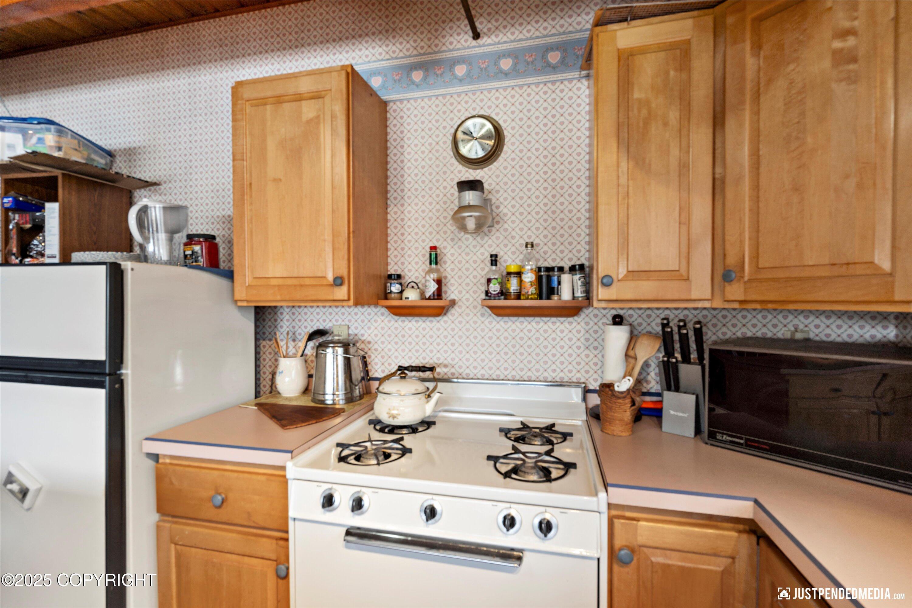 11268 N Lakeside Drive, Willow, Alaska image 18