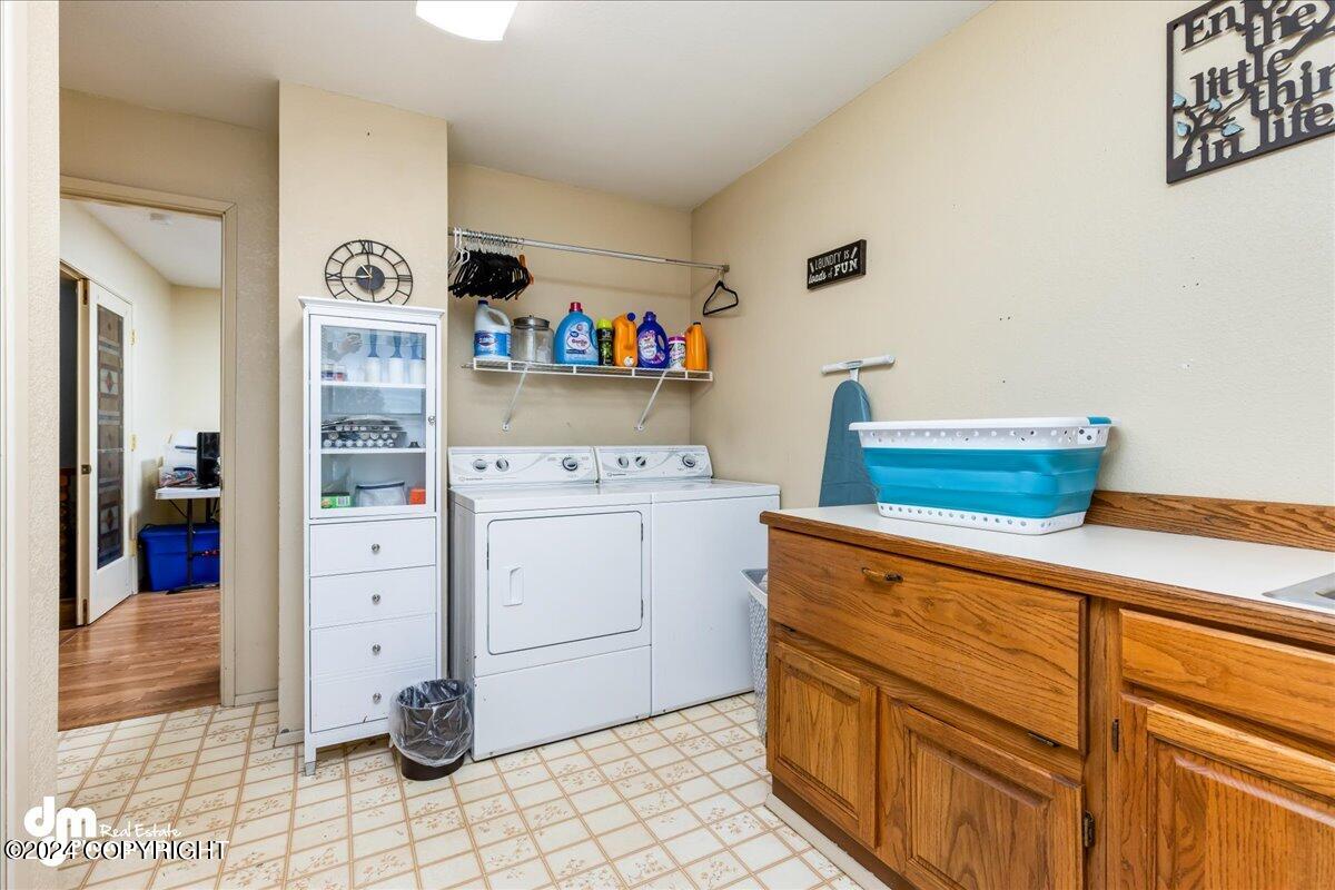 2664 Seclusion Drive, Anchorage, Alaska image 23