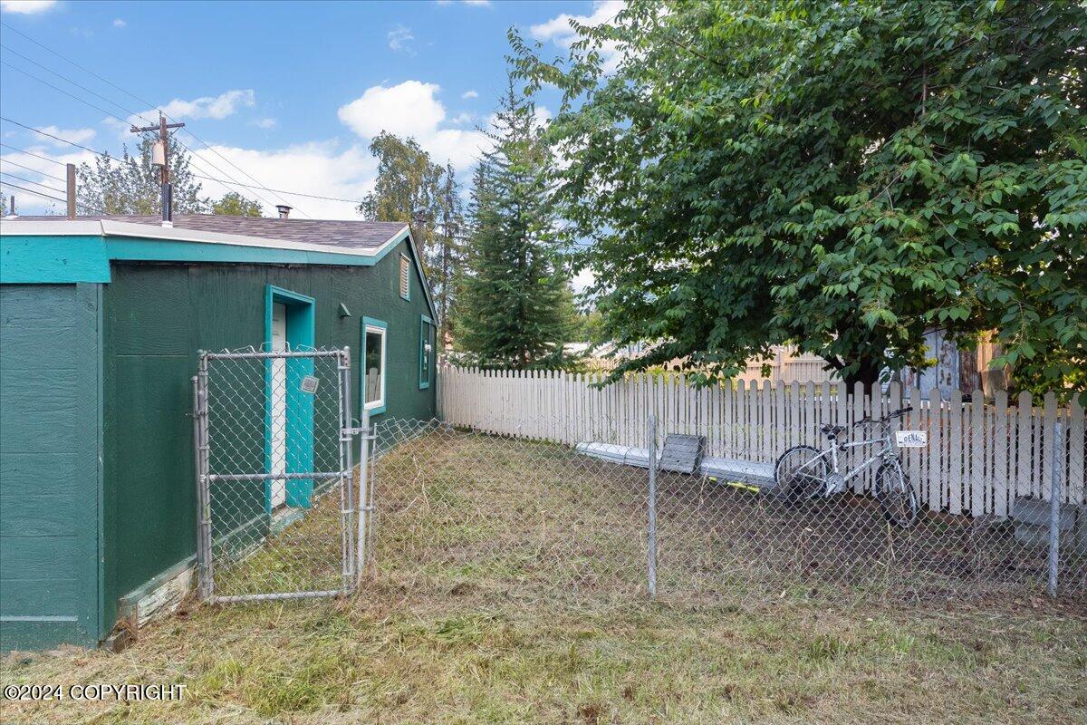 741 8th Avenue, Fairbanks, Alaska image 16