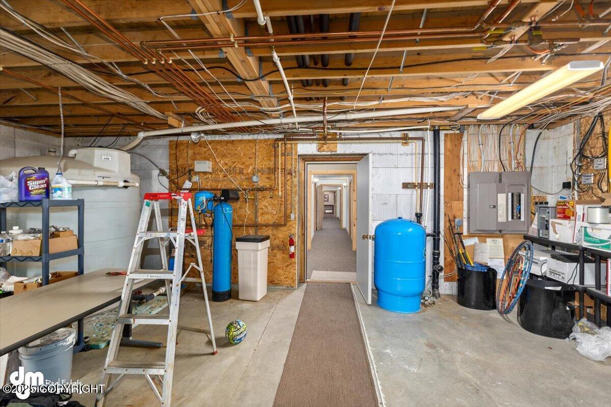 Homer, Alaska 99603, United States, 12 Bedrooms Bedrooms, ,9 BathroomsBathrooms,Residential,Active,100934