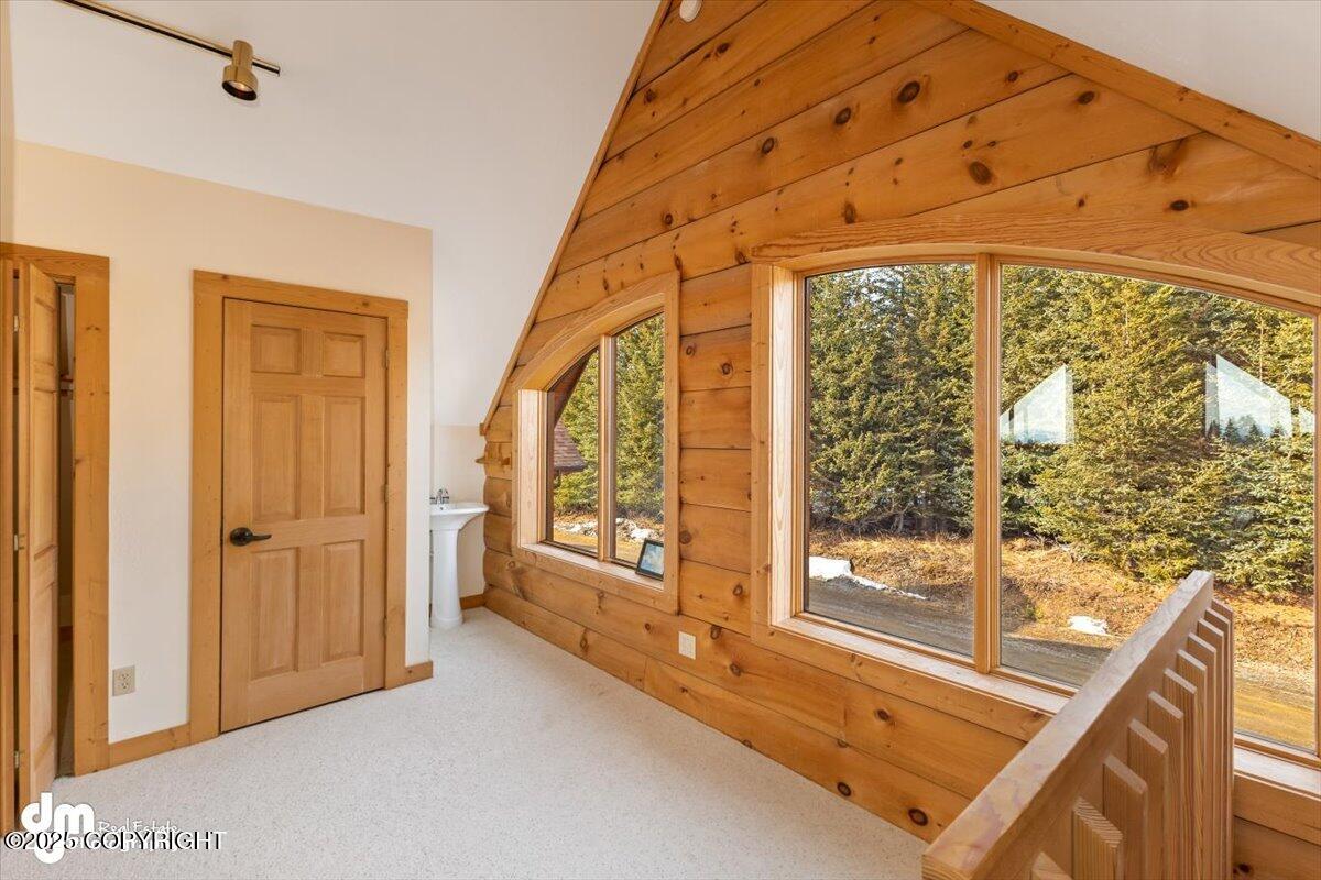 Homer, Alaska 99603, United States, 12 Bedrooms Bedrooms, ,9 BathroomsBathrooms,Residential,Active,100934