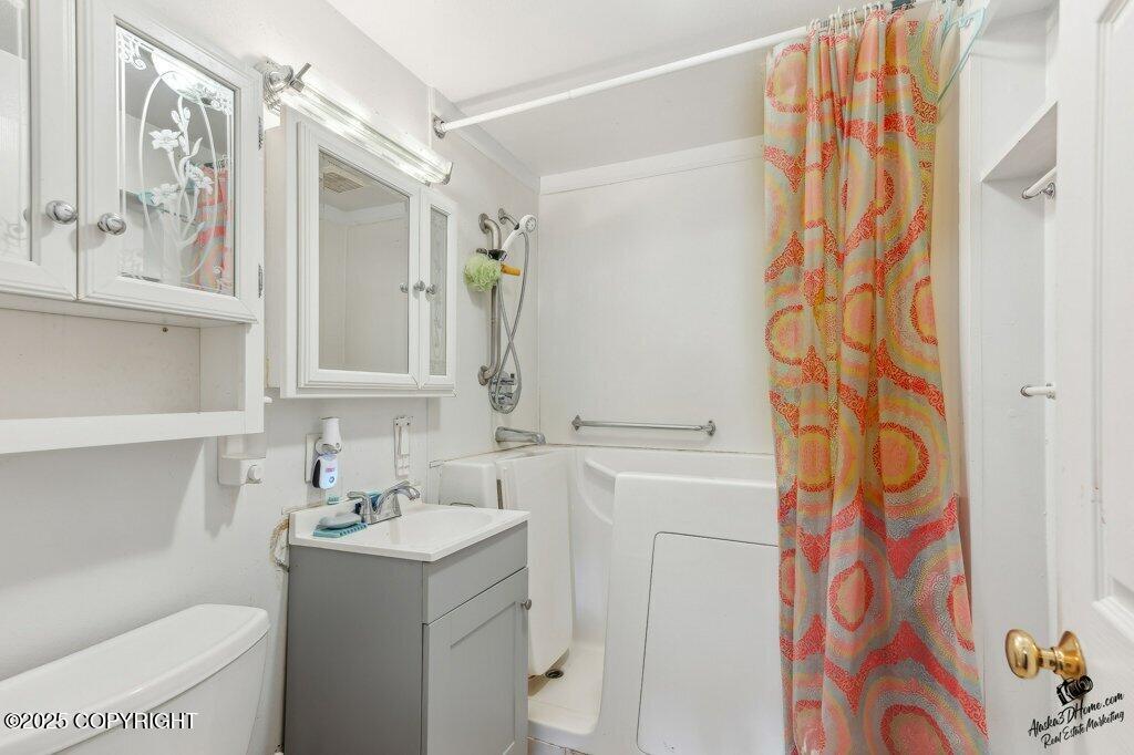 1507 Elmendorf Drive, Anchorage, Alaska image 10