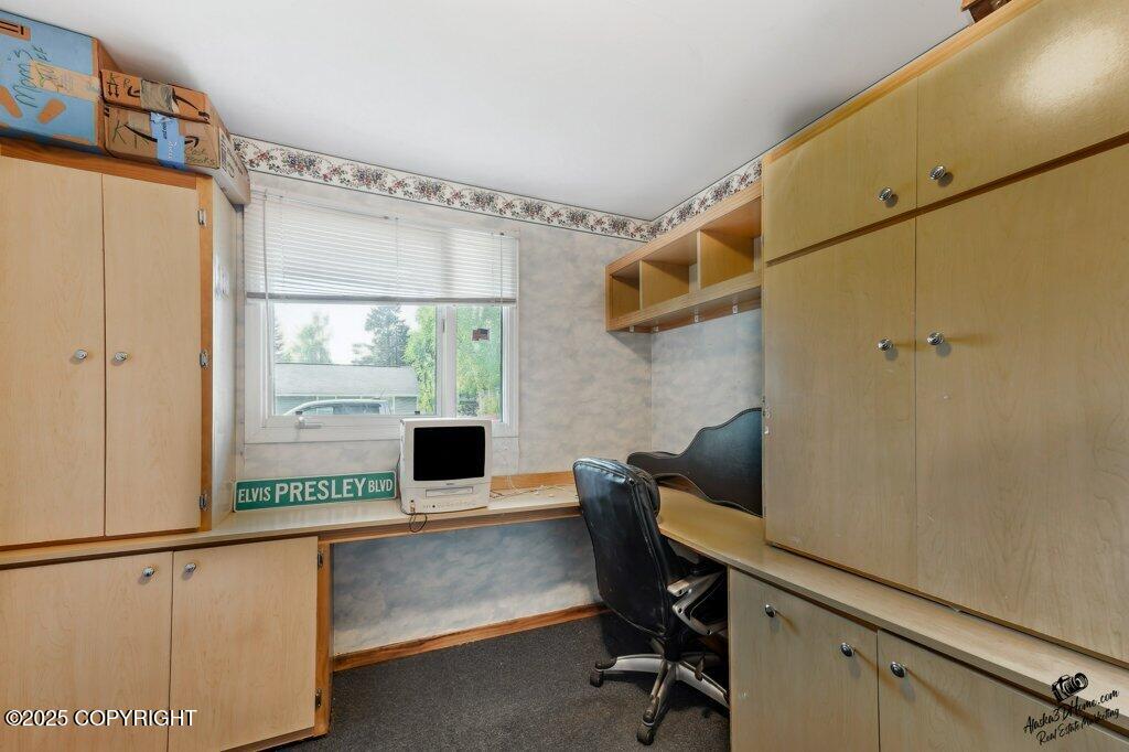 1507 Elmendorf Drive, Anchorage, Alaska image 13