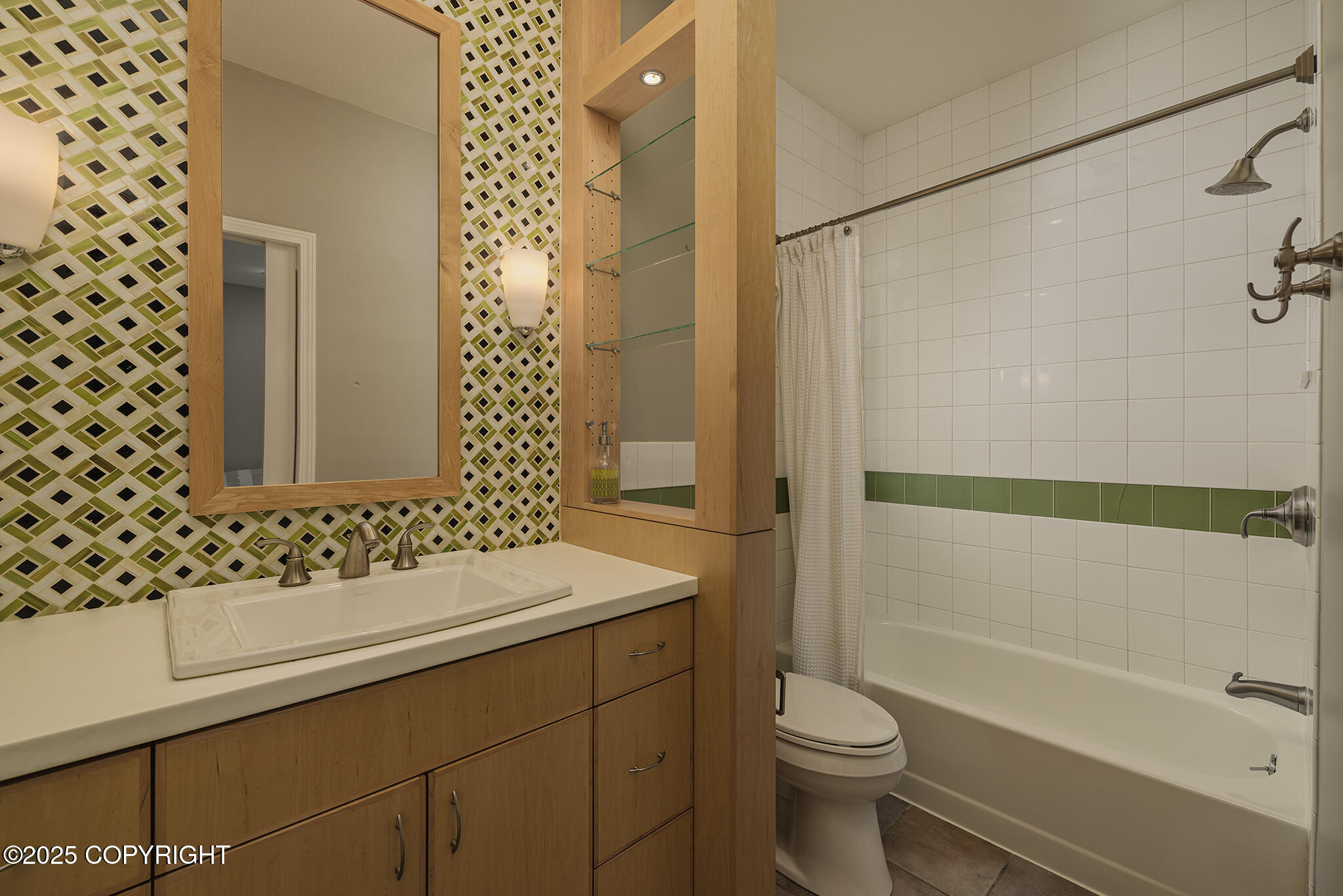 10111 Pointe Resolution Drive, Anchorage, Alaska image 40