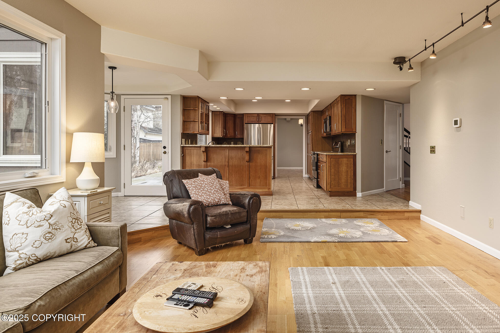 10111 Pointe Resolution Drive, Anchorage, Alaska image 20