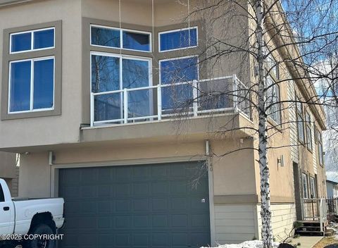 Photo of 140 W 10th Avenue, Anchorage, AK 99501 (MLS # 26-4041)