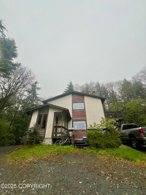 Photo of 3758 Denali Avenue, Ketchikan, AK 99901 (MLS # 25-12921)