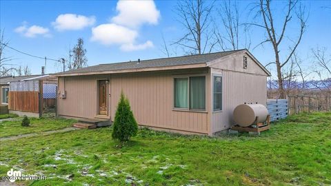 Photo of 10951 E Twin Peaks Court, Palmer, AK 99645 (MLS # 25-13130) Photo of 10951 E Twin Peaks Court, Palmer, AK 99645 (MLS # 25-13130)