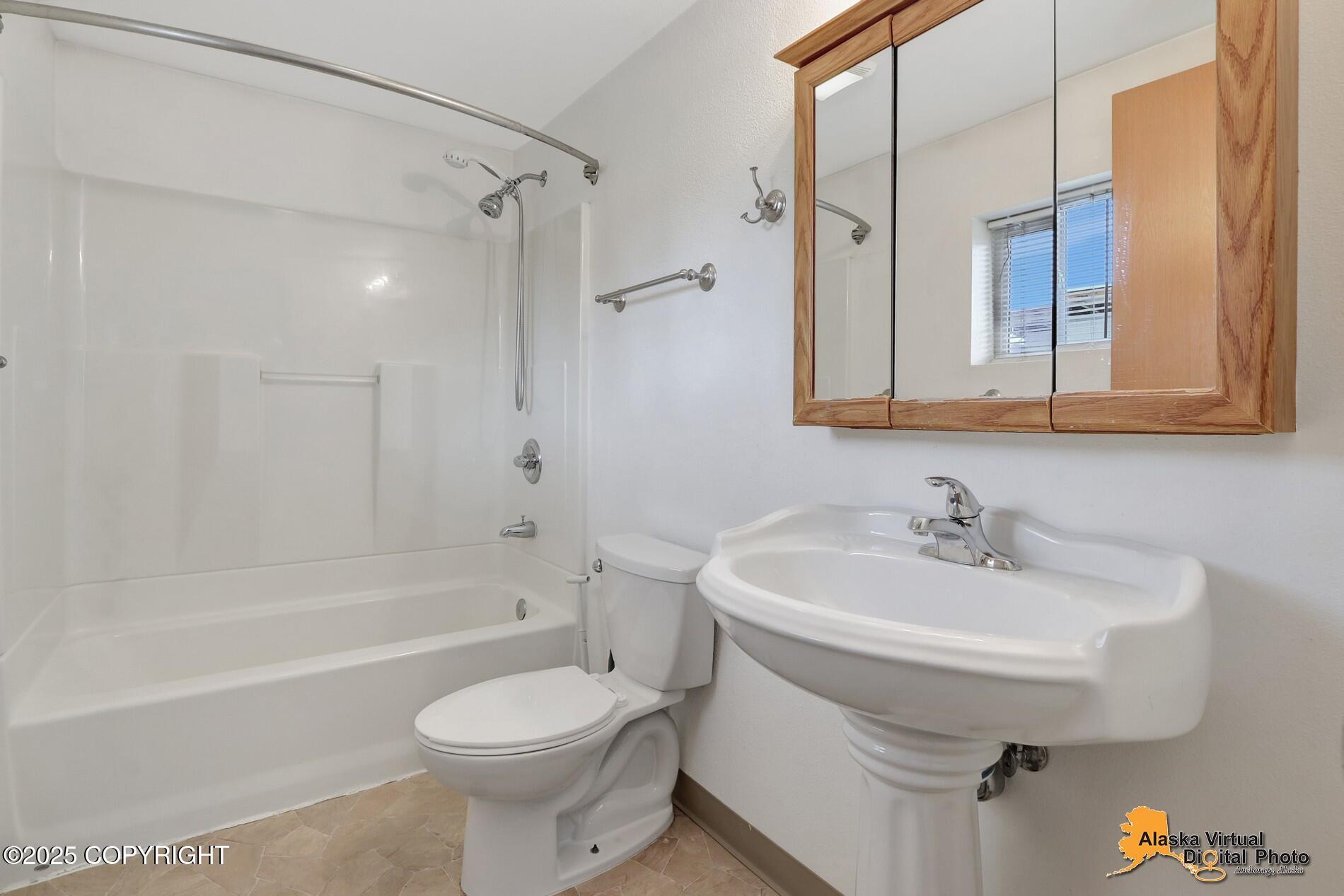 832 N Hoyt Street, Anchorage, Alaska image 10
