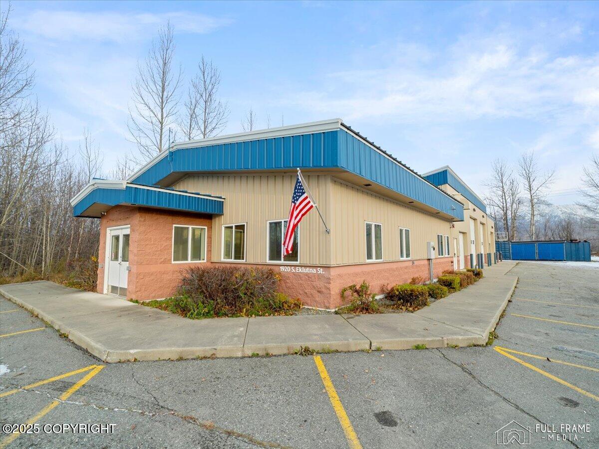 1920 S Eklutna Street
