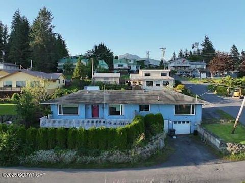 Photo of 203 3rd Street, Wrangell, AK 99929 (MLS # 25-9775) Photo of 203 3rd Street, Wrangell, AK 99929 (MLS # 25-9775)