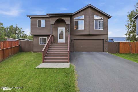 Homes For Sale - 8510 Atkins Place<br/> Anchorage, AK 99507
