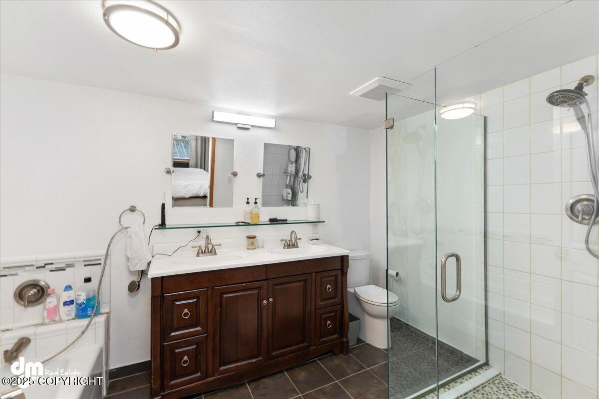 3915 Hiland Road, Eagle River, Alaska image 26