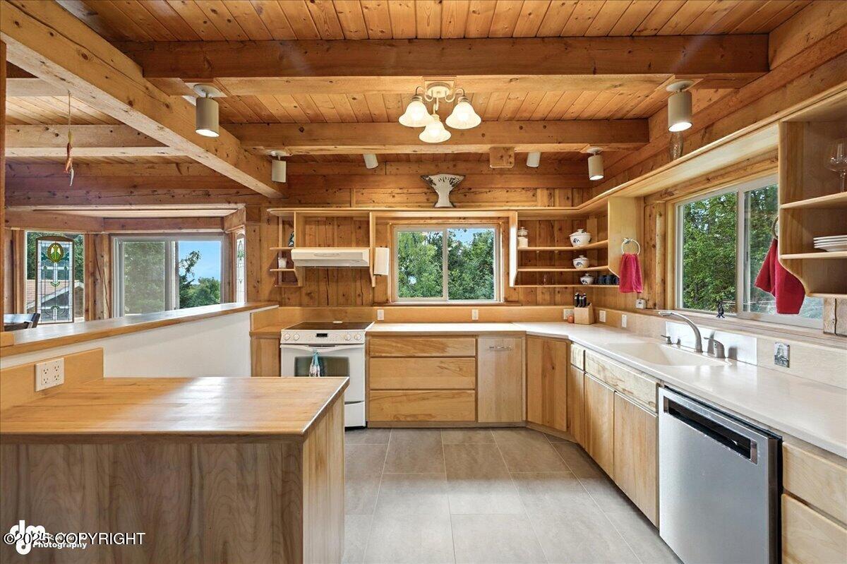 Homer, Alaska 99603, United States, 3 Bedrooms Bedrooms, ,2 BathroomsBathrooms,Residential,Active,193082