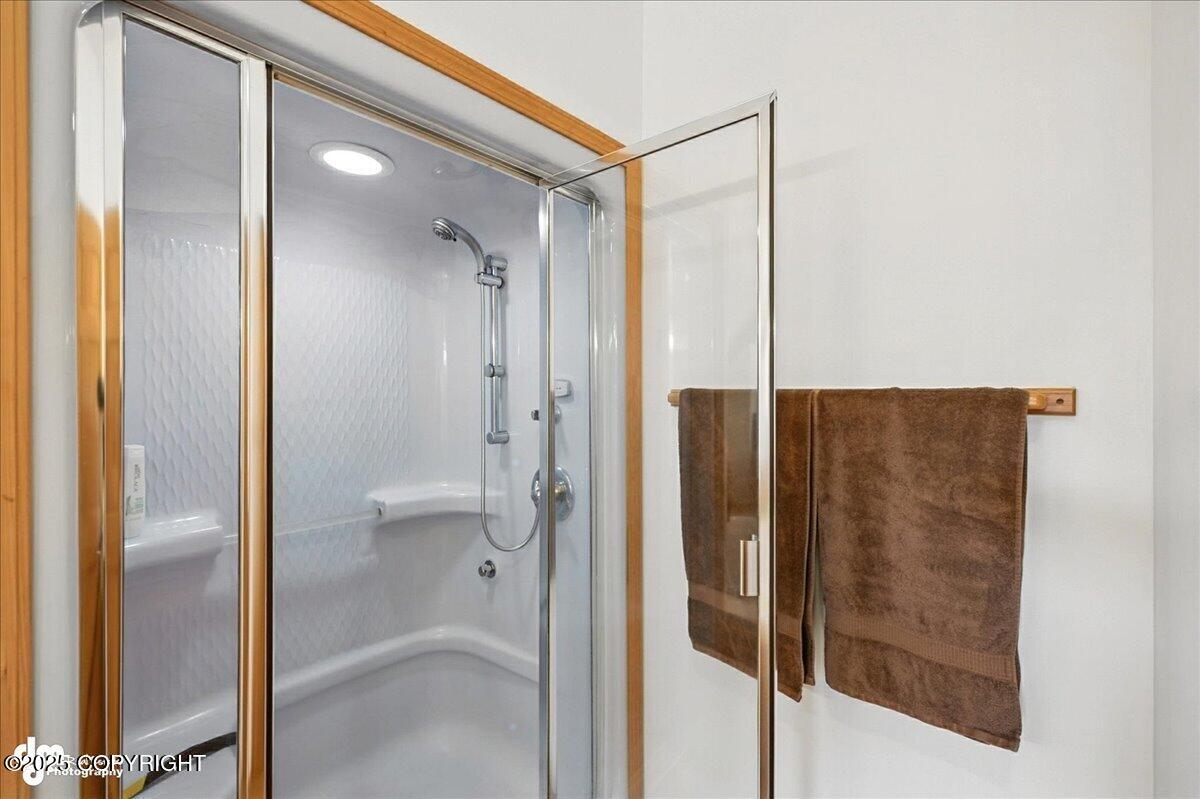 Homer, Alaska 99603, United States, 3 Bedrooms Bedrooms, ,2 BathroomsBathrooms,Residential,Active,193082