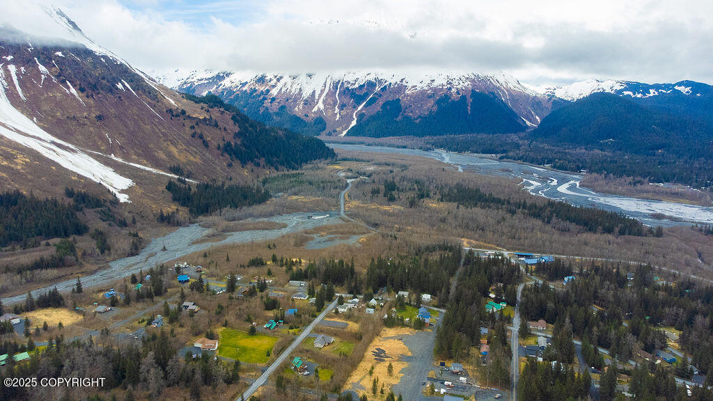 2411 Maple Street, Seward, Alaska image 5