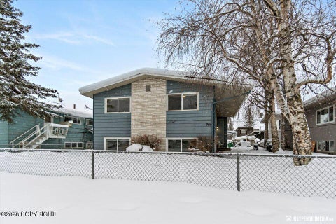 Photo of 708 N Hoyt Street #4, Anchorage, AK 99508 (MLS # 26-11792)