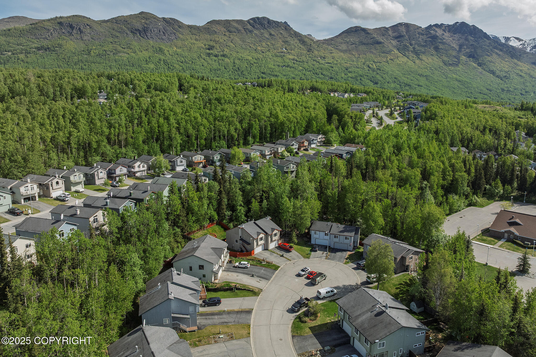8960 Northwood Park Circle, Eagle River, Alaska image 9