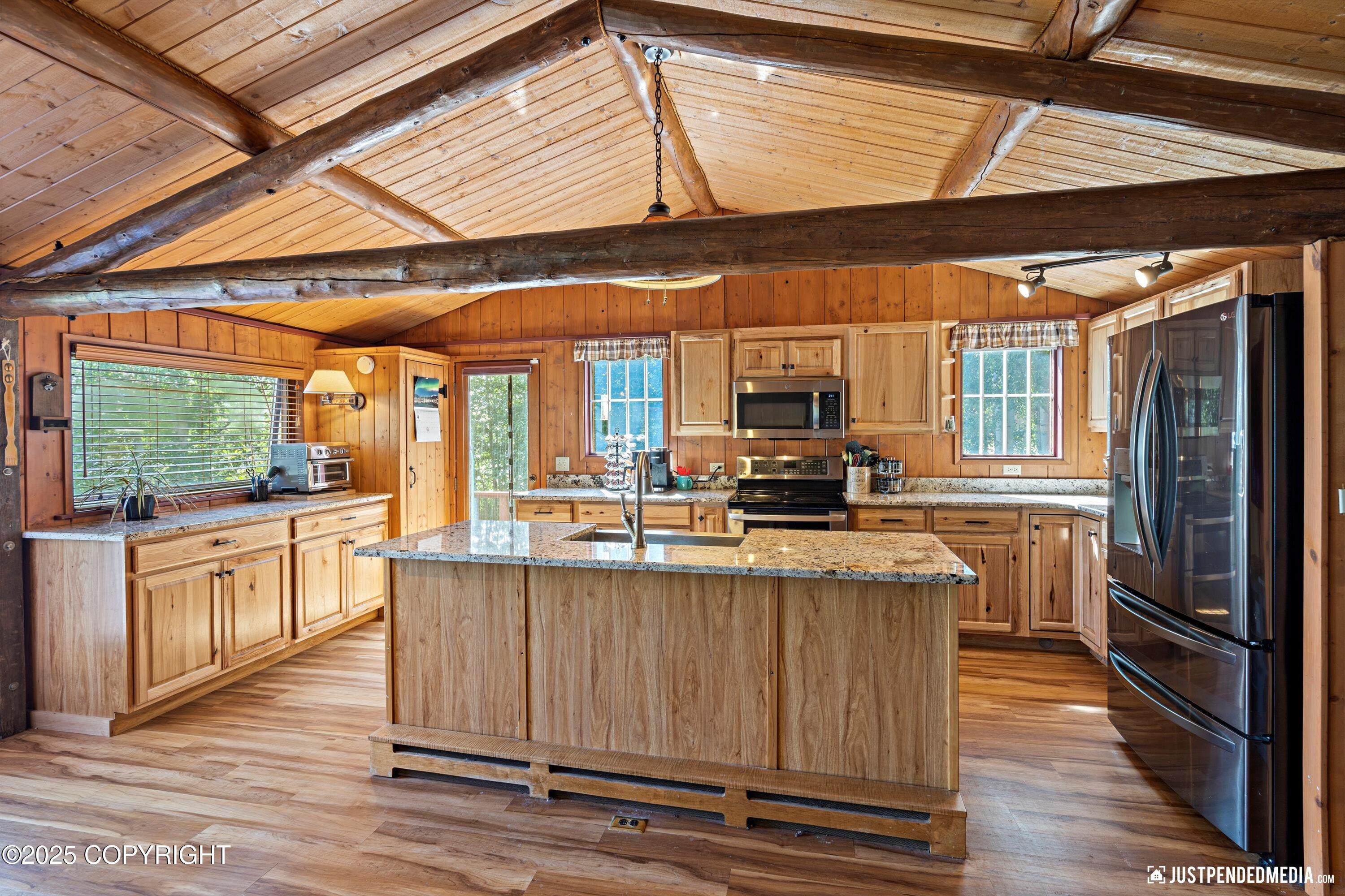 1069 N Beaver Lake Road, Wasilla, Alaska image 8