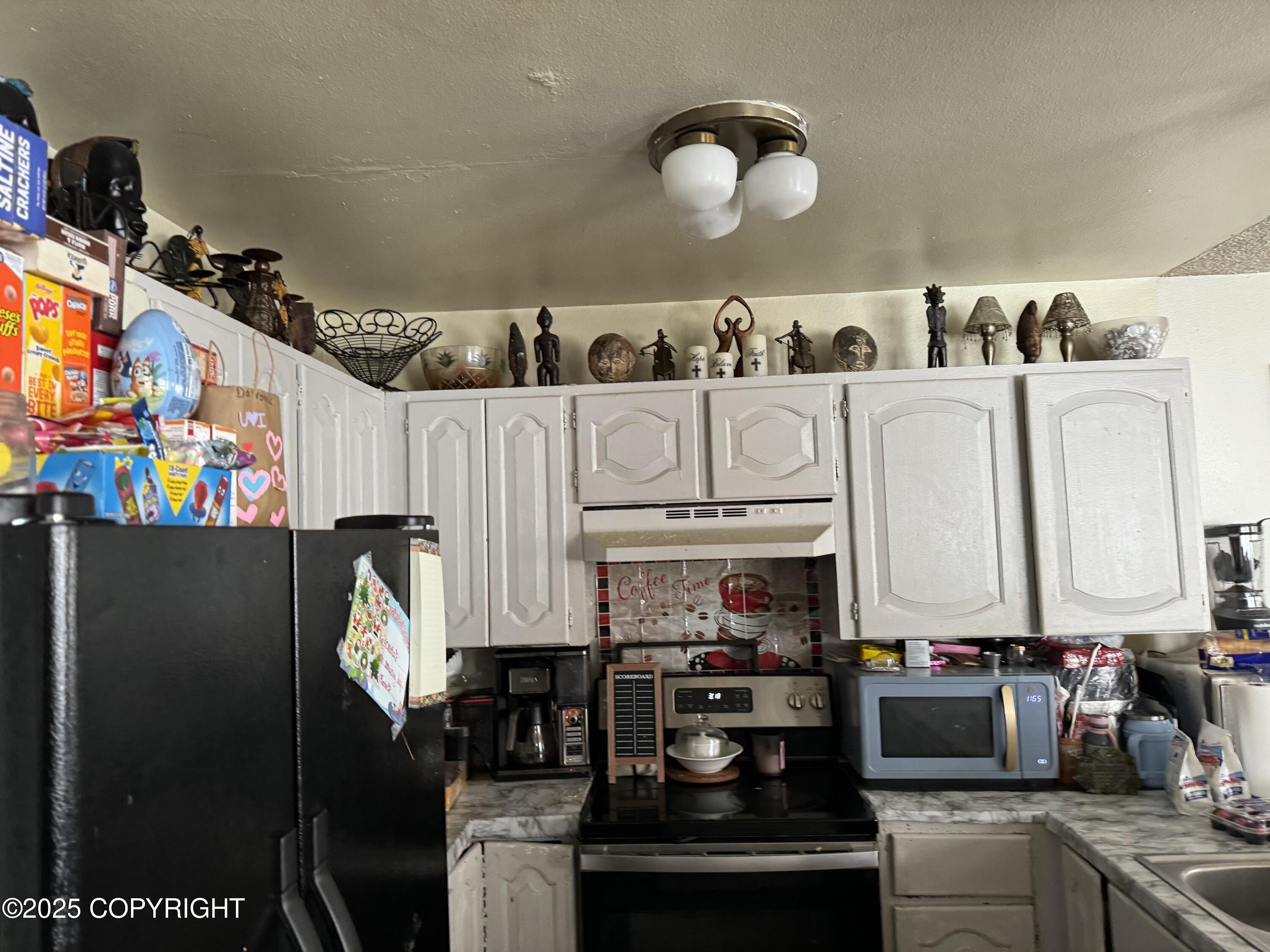 8836 Mcclellan Circle, Anchorage, Alaska image 4