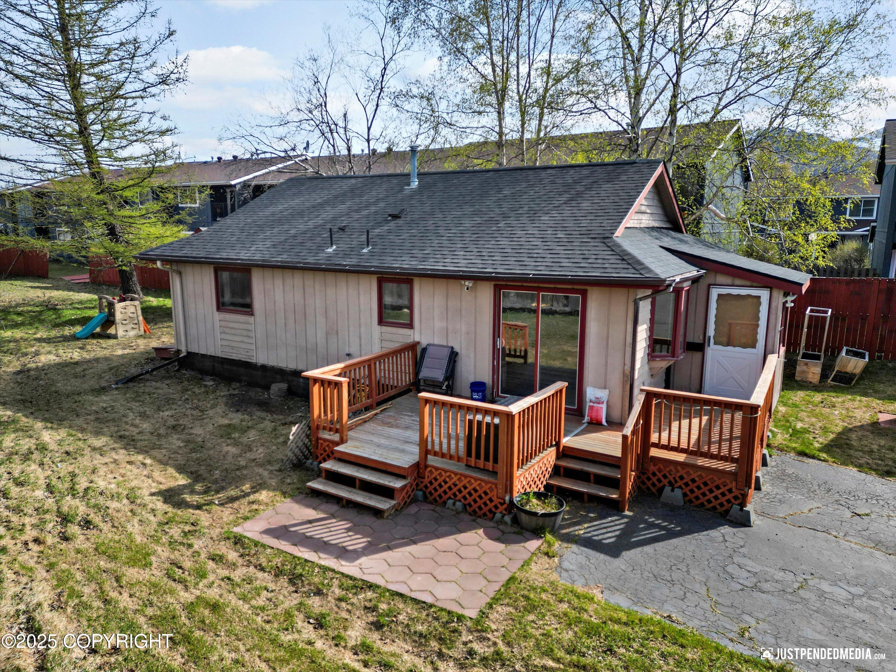 7841 Regal Mountain Circle, Anchorage, Alaska image 30