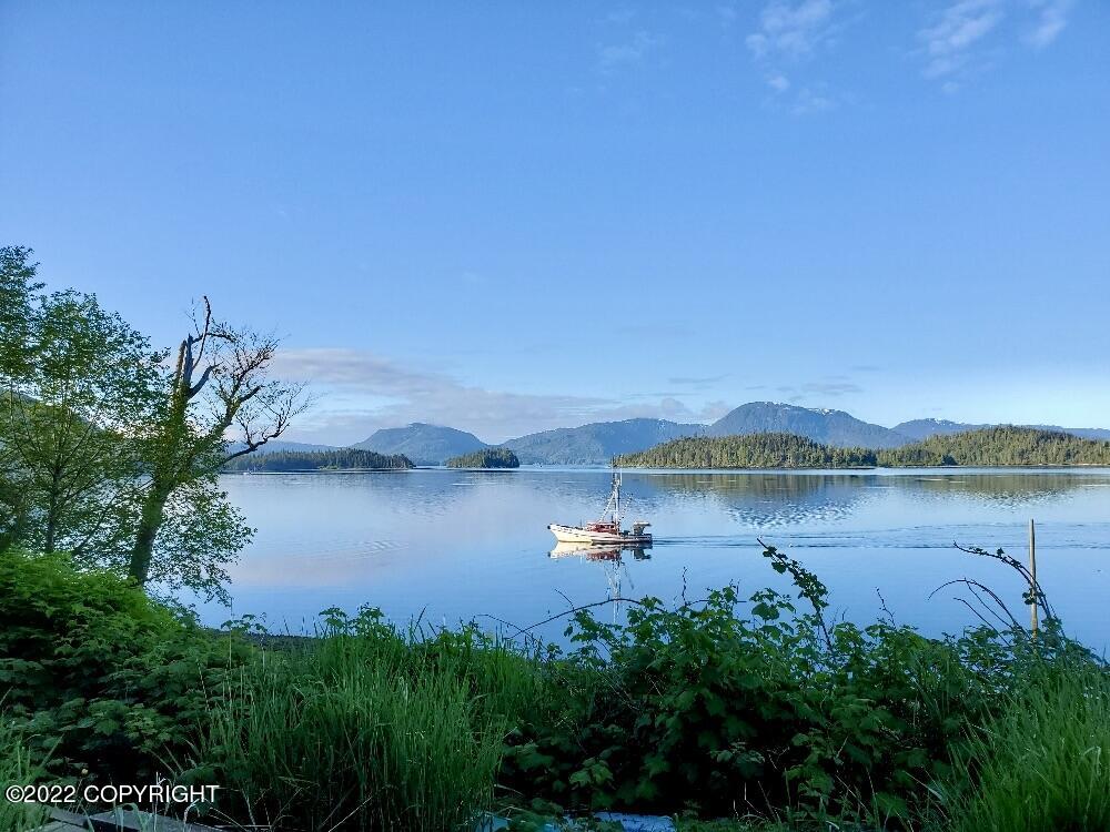 2.75 Mile Port Saint Nicholas