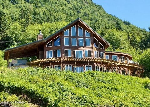 Homes For Sale - 2.75 MILE Port Saint Nicholas<br/> Craig, AK 99921