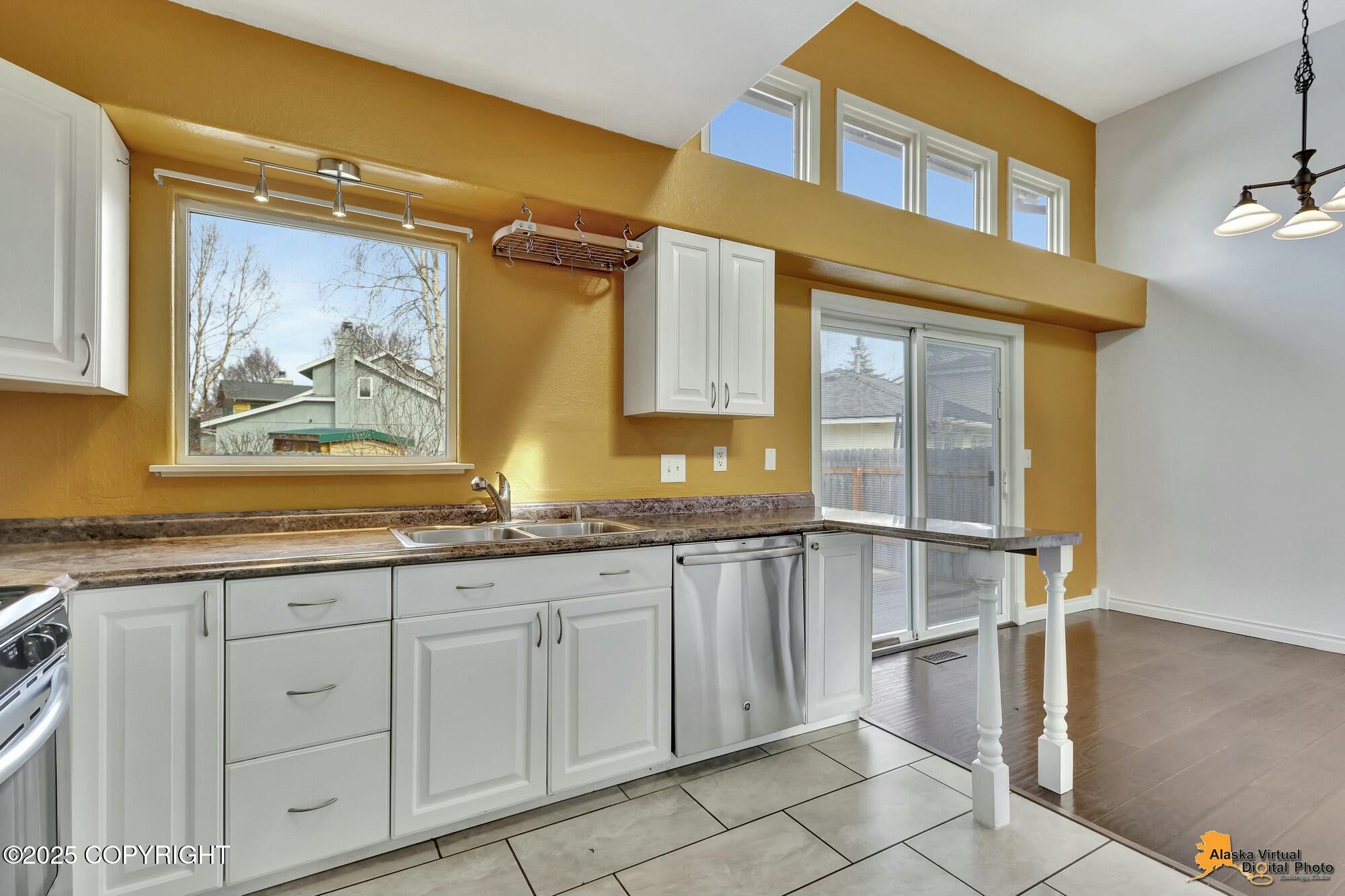 3931 E 86th Avenue, Anchorage, Alaska image 4