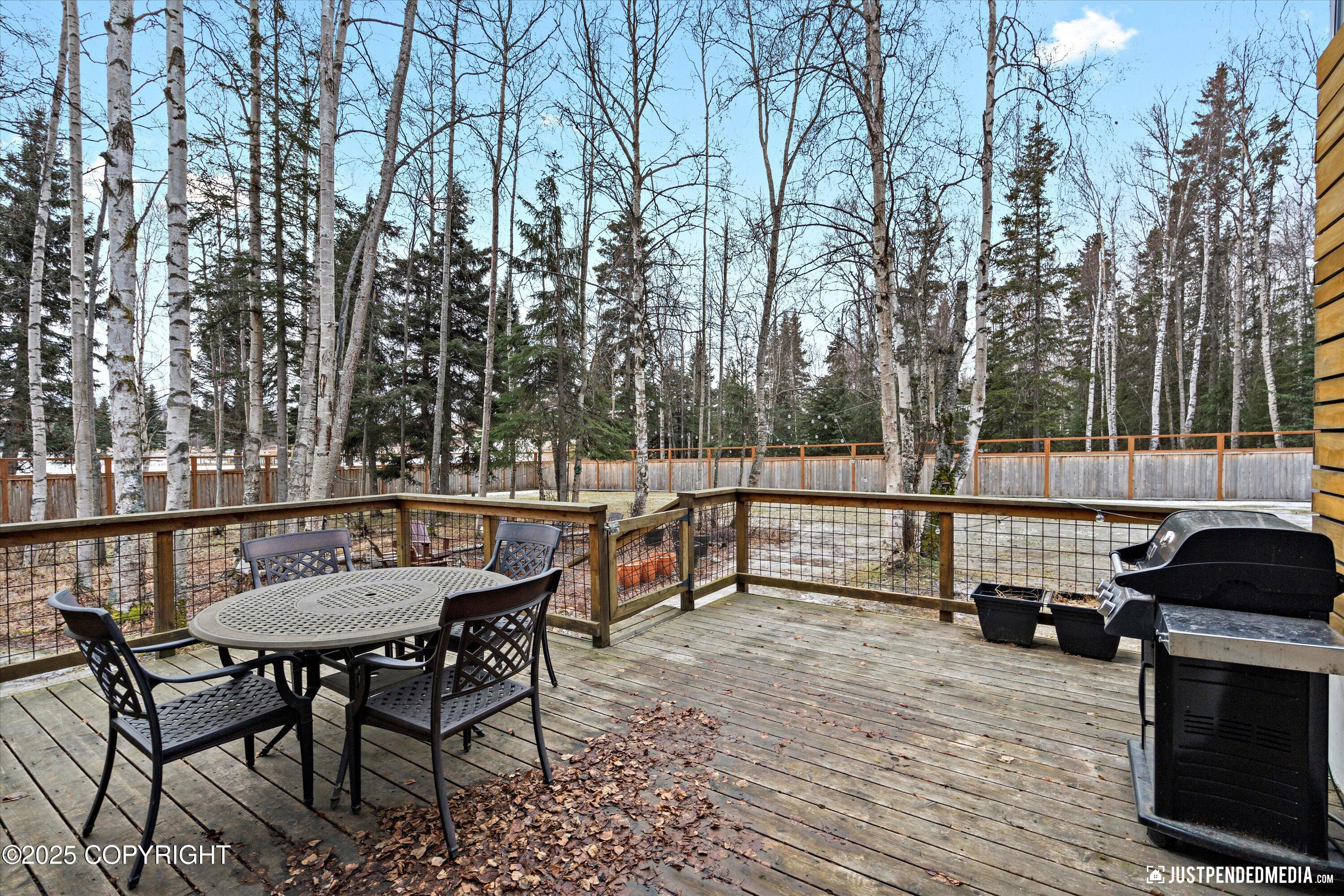 Anchorage, Alaska 99516, United States, 4 Bedrooms Bedrooms, ,3 BathroomsBathrooms,Residential,Pending,3933