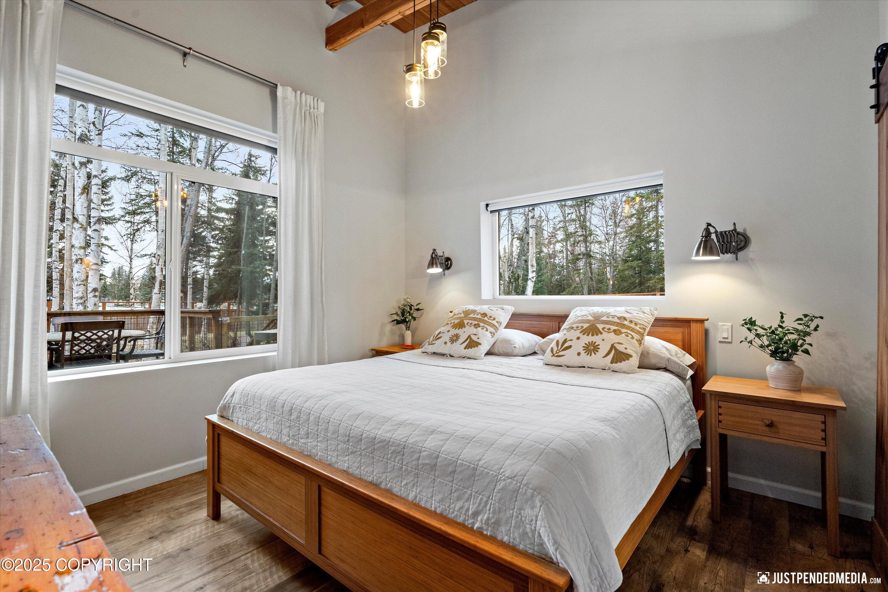 Anchorage, Alaska 99516, United States, 4 Bedrooms Bedrooms, ,3 BathroomsBathrooms,Residential,Pending,3933