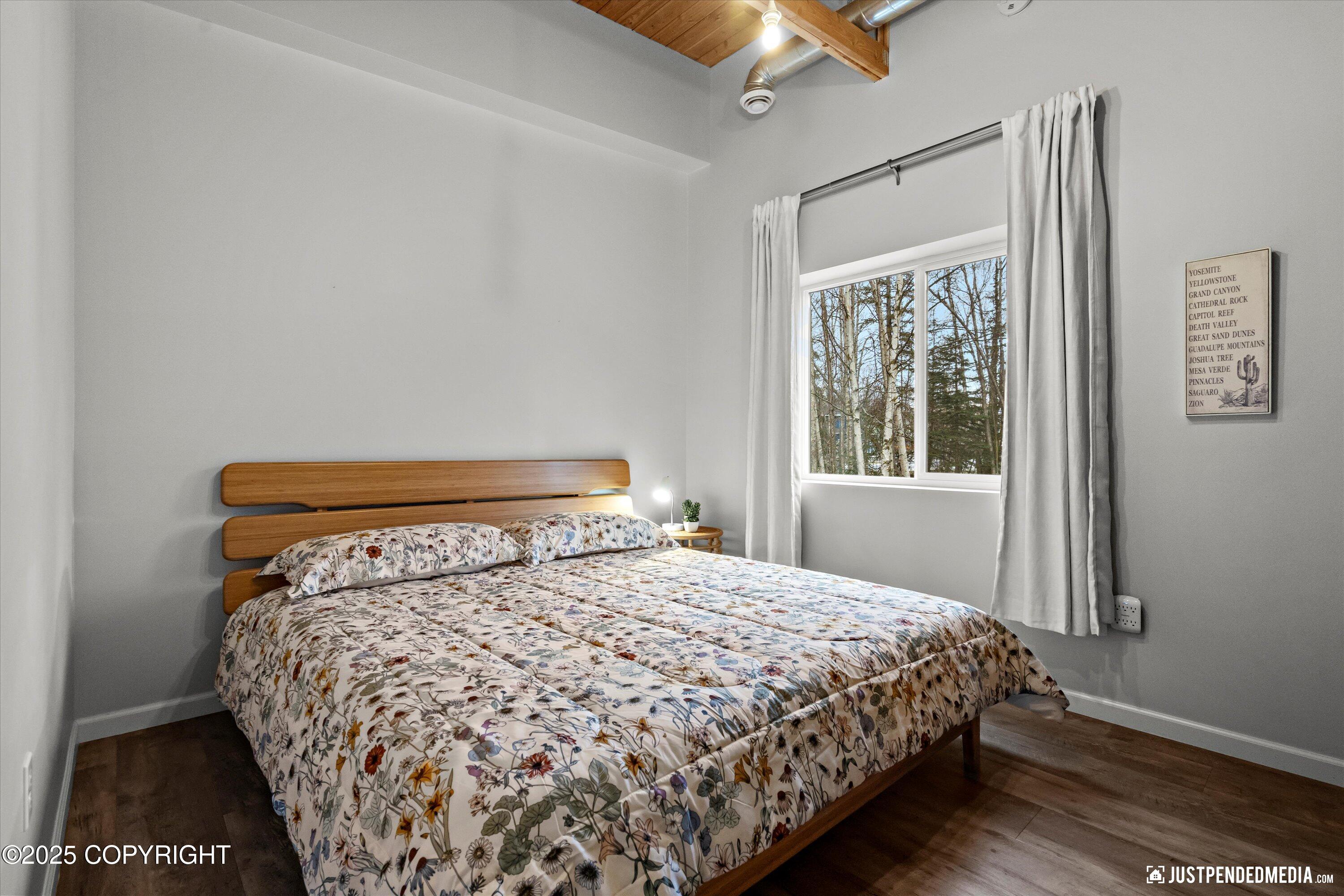 Anchorage, Alaska 99516, United States, 4 Bedrooms Bedrooms, ,3 BathroomsBathrooms,Residential,Pending,3933