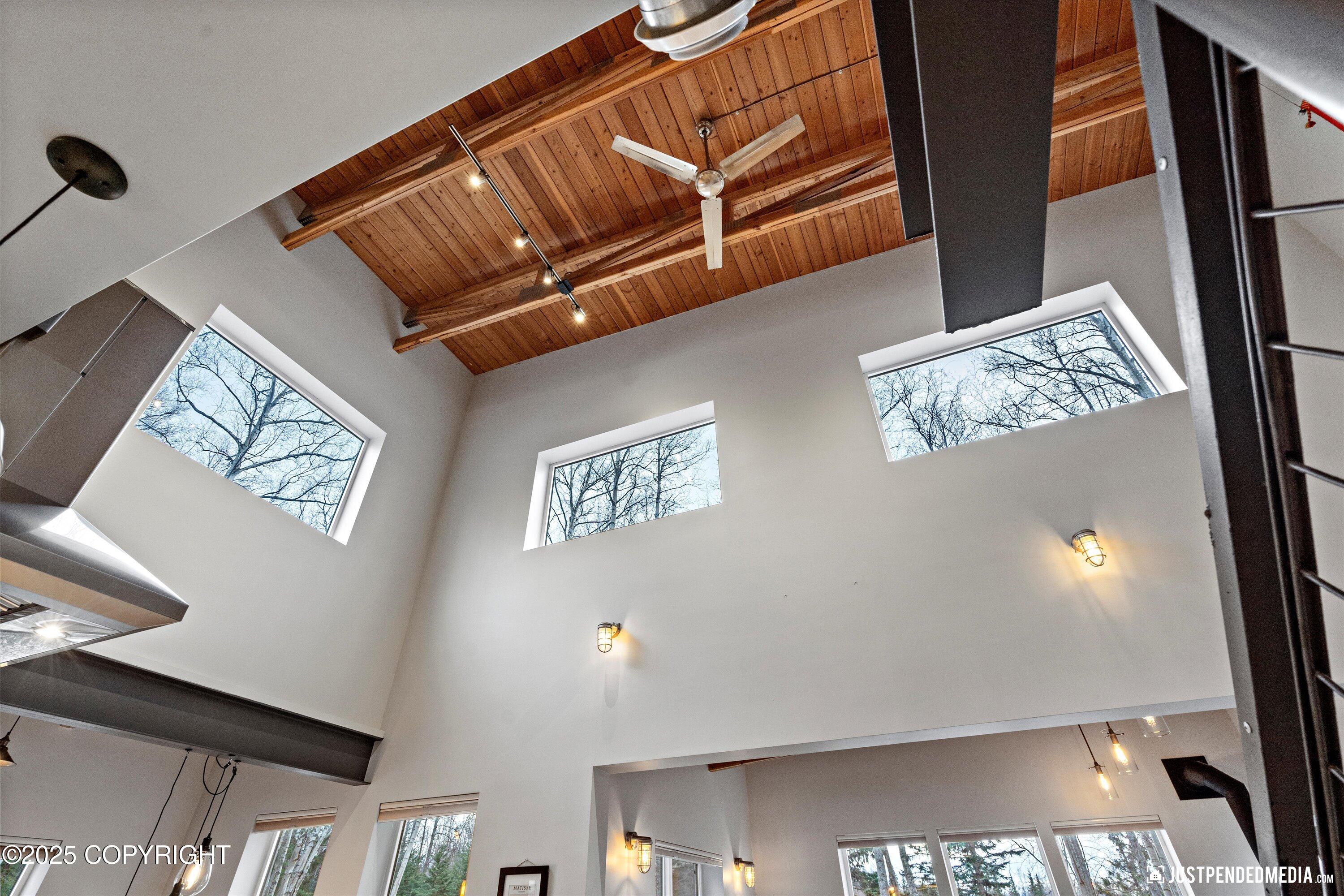 Anchorage, Alaska 99516, United States, 4 Bedrooms Bedrooms, ,3 BathroomsBathrooms,Residential,Pending,3933