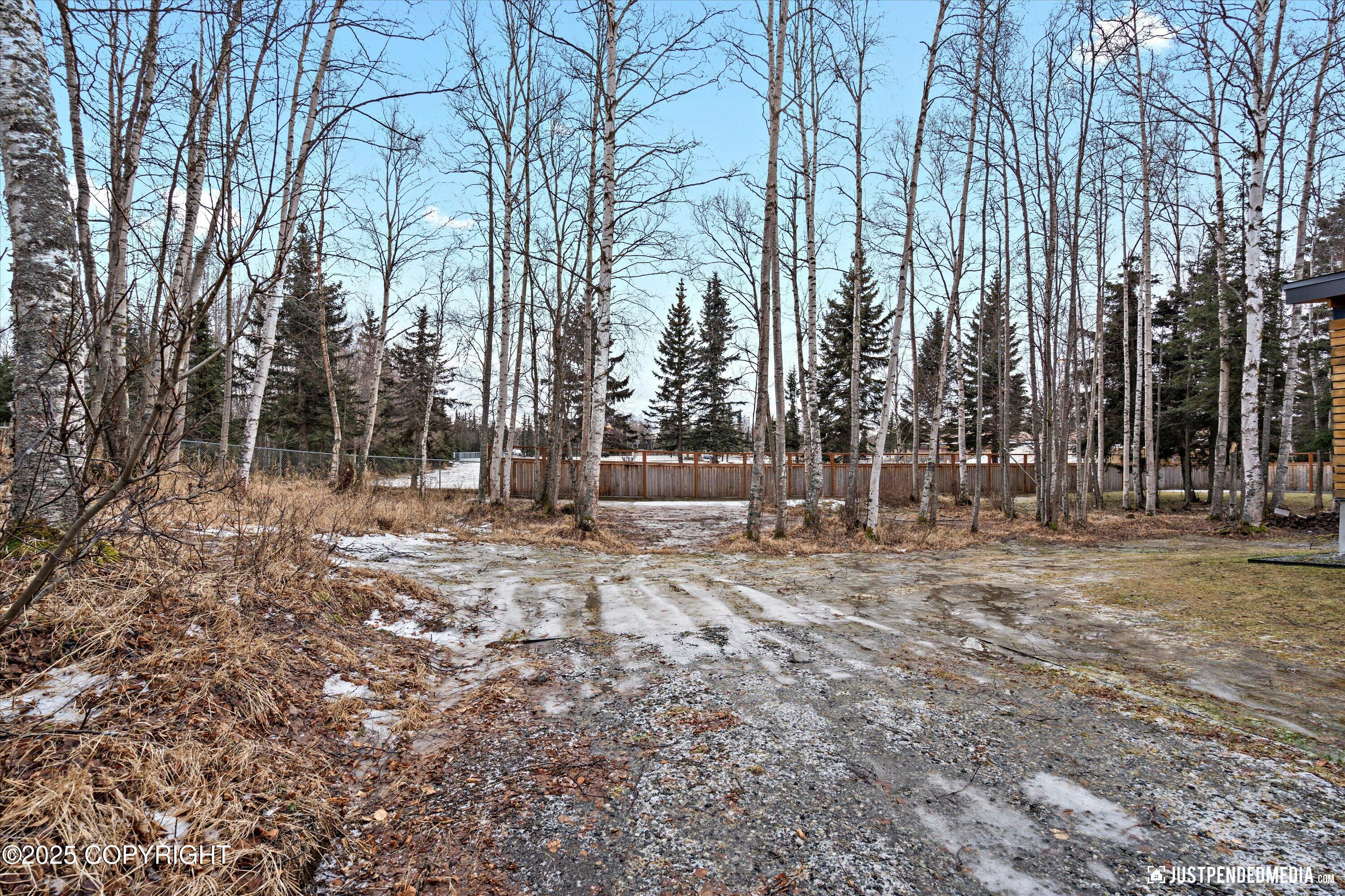 Anchorage, Alaska 99516, United States, 4 Bedrooms Bedrooms, ,3 BathroomsBathrooms,Residential,Pending,3933