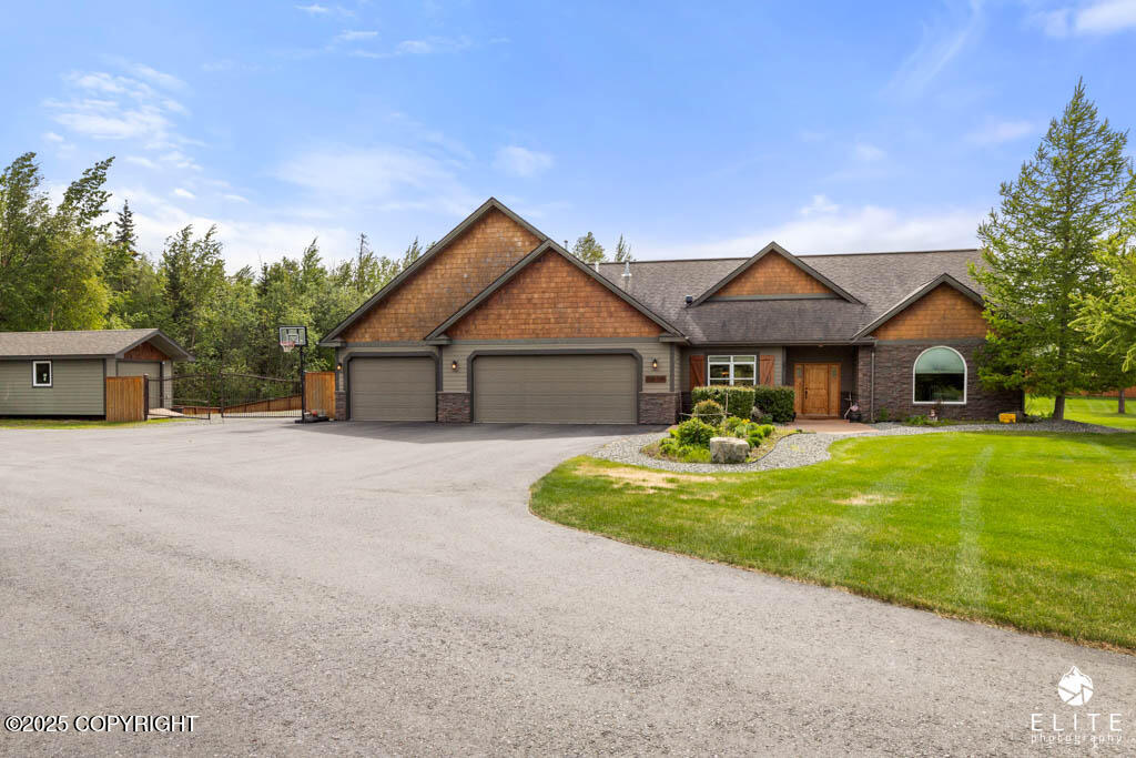 3836 E Country Field Circle, Wasilla, Alaska image 2
