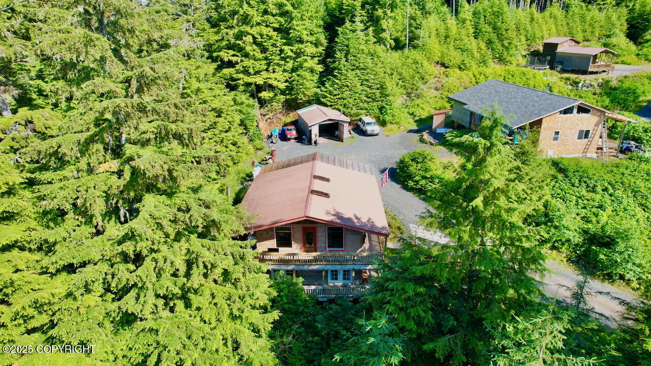 119 SW Sea Otter Drive